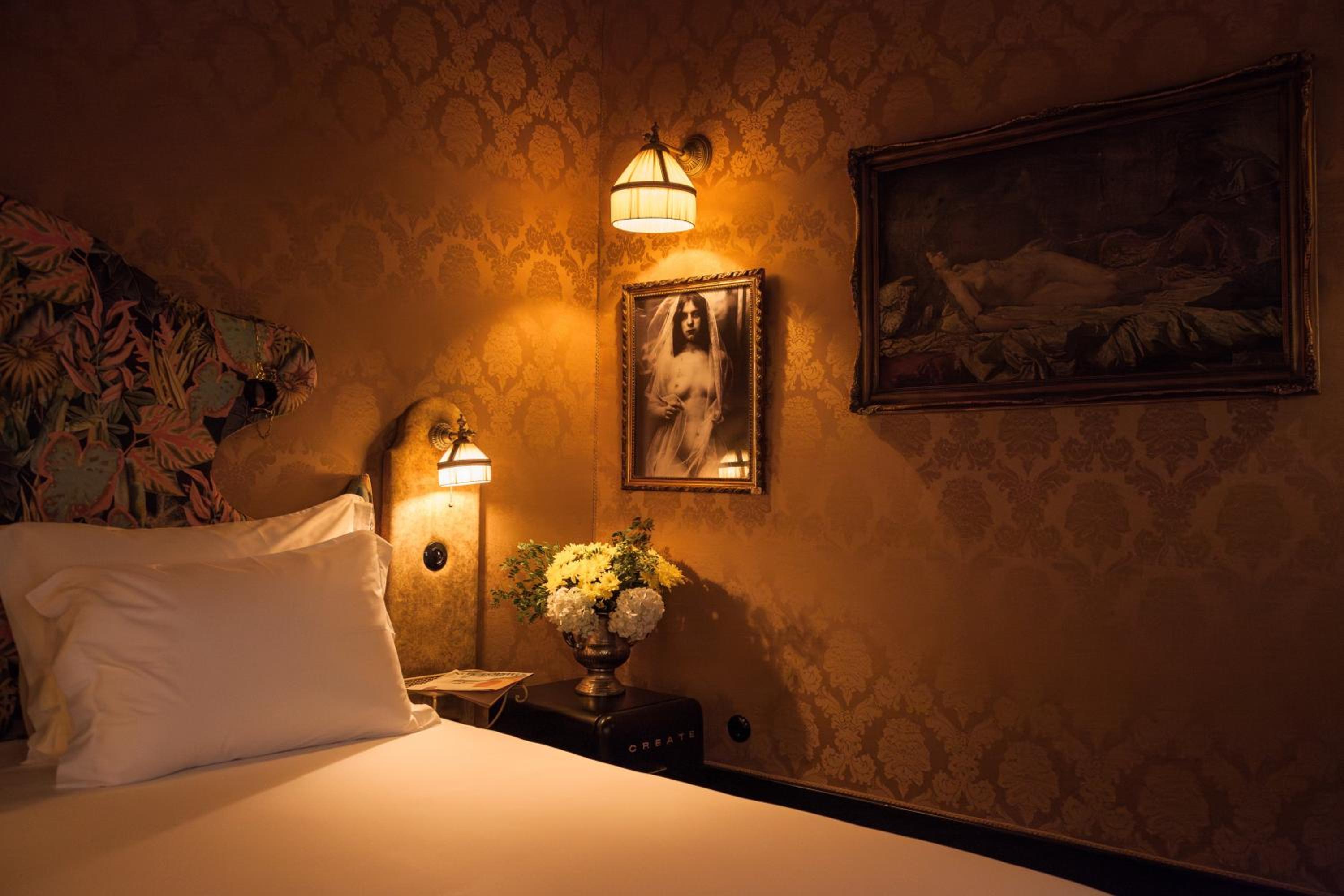 Secret Double Room - Photo 6