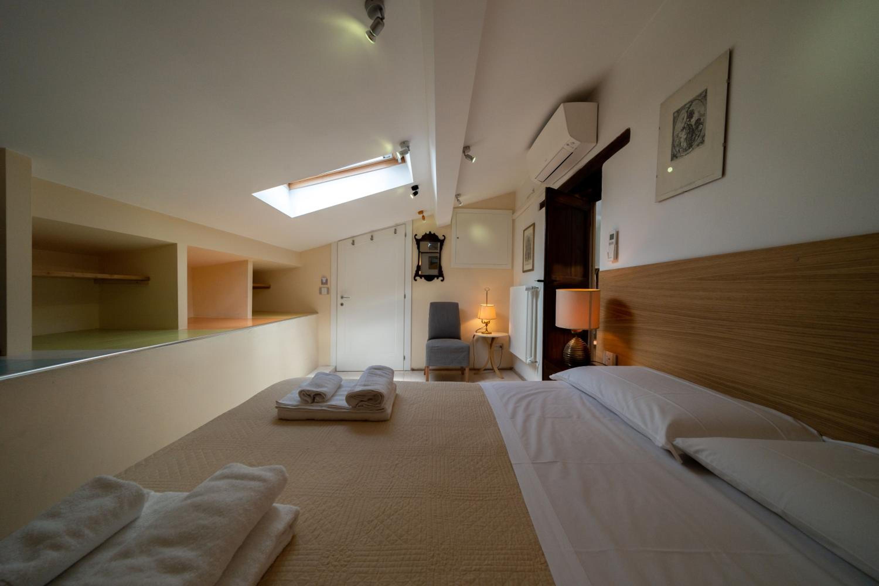 Three-Bedroom Apartment photo 2