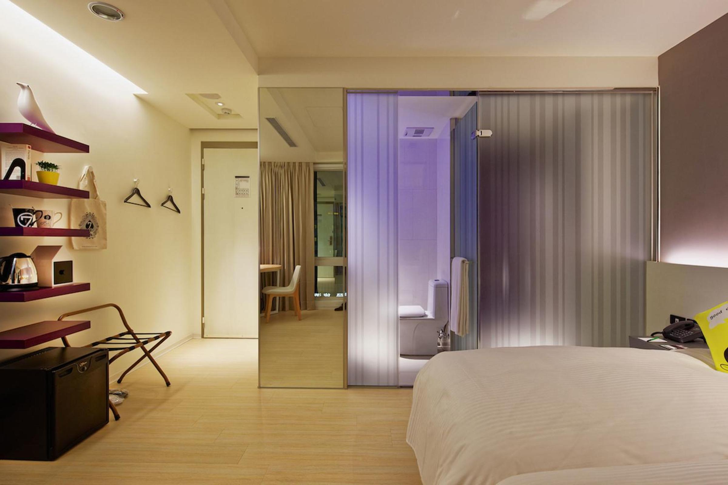 Standard Twin Room photo 3
