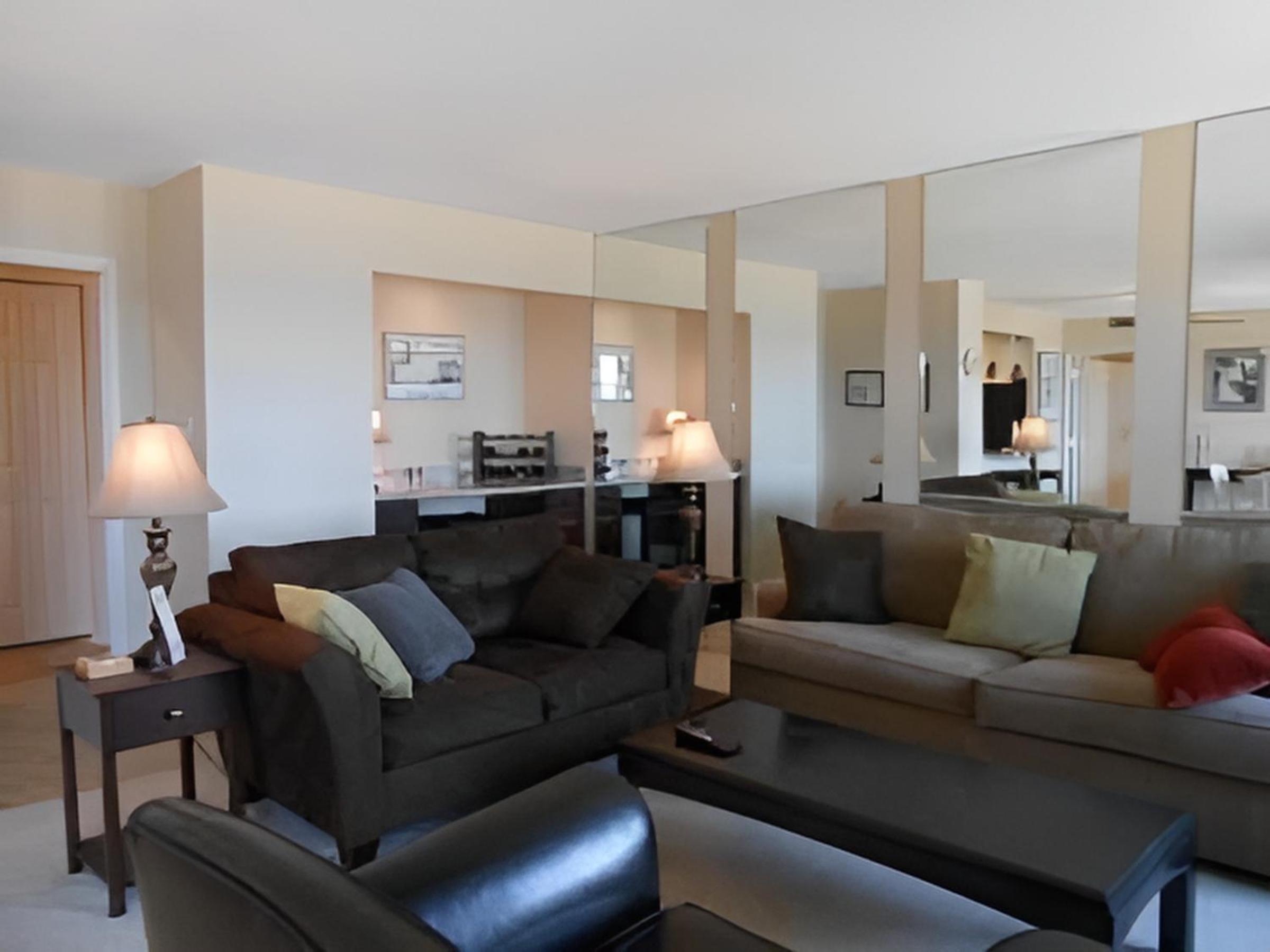 One-Bedroom Apartment photo 2