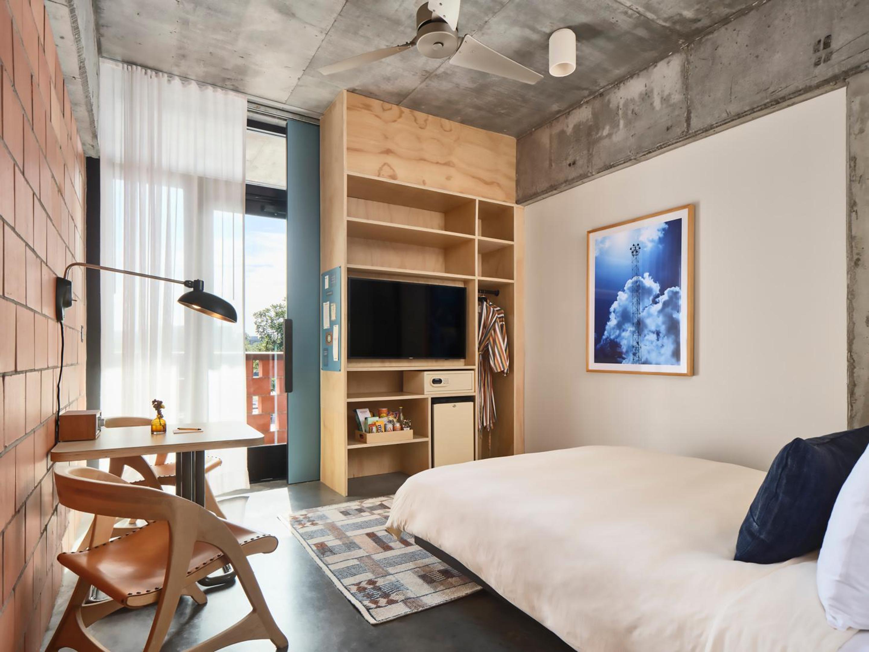 Standard Queen Room - Photo 1