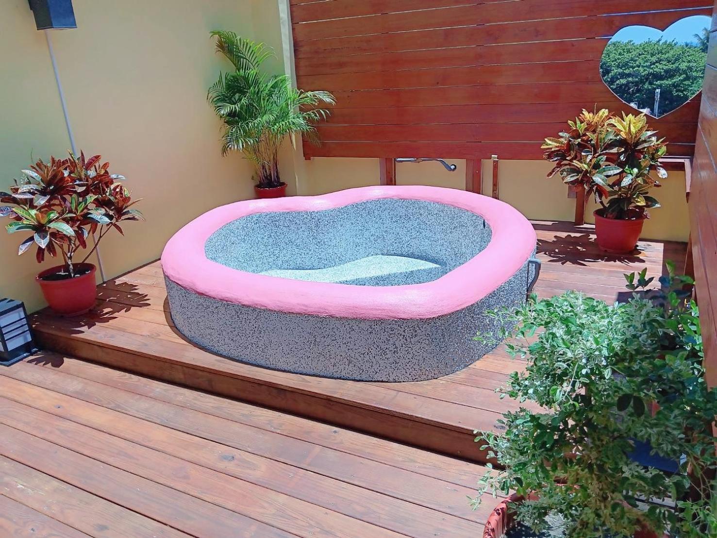 Double Room with Balcony with Swimming Pool  photo 3