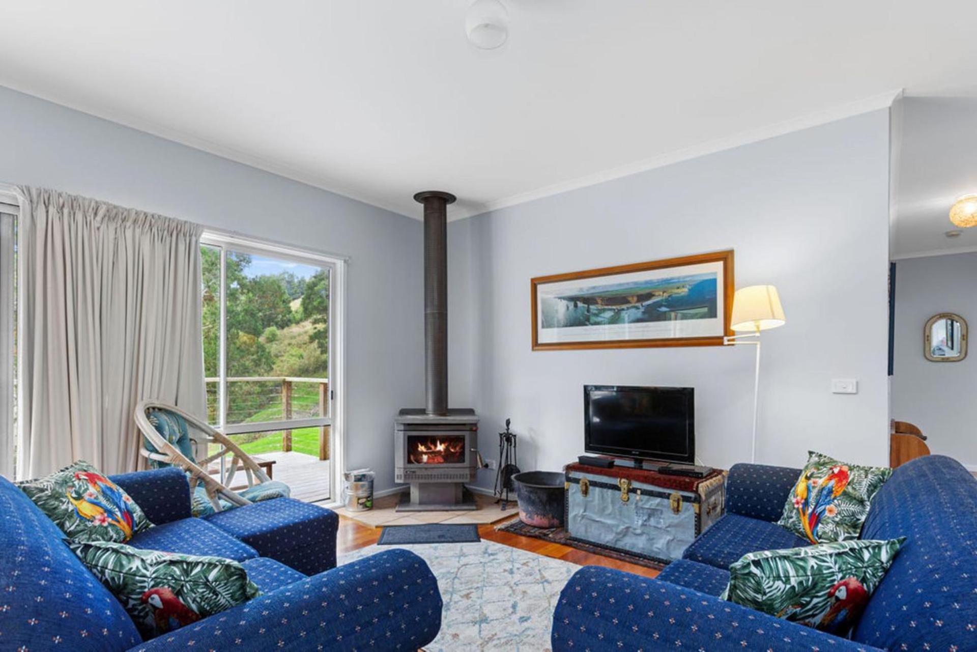 Three-Bedroom House photo 1