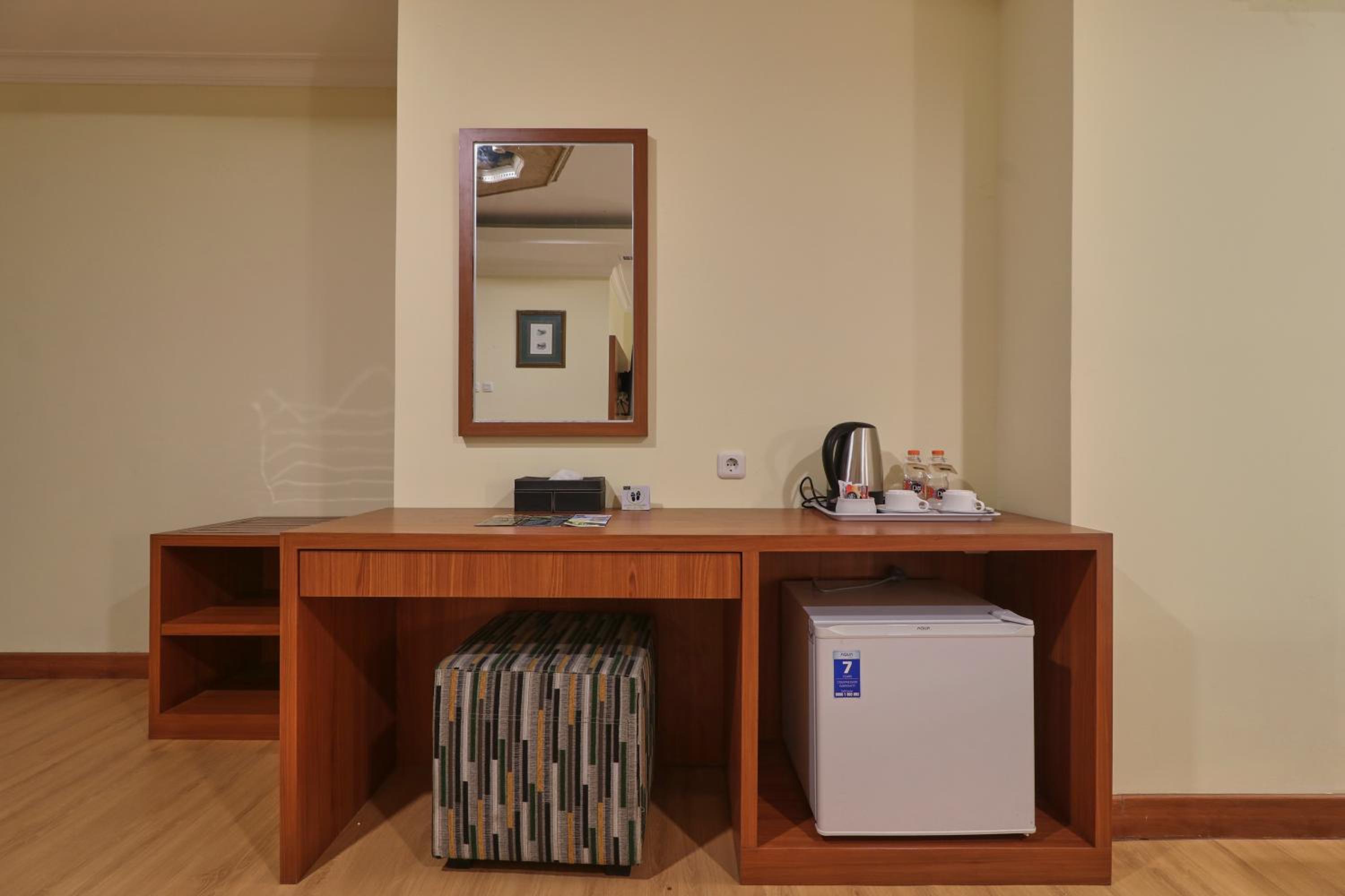 Large Double Room - Photo 6