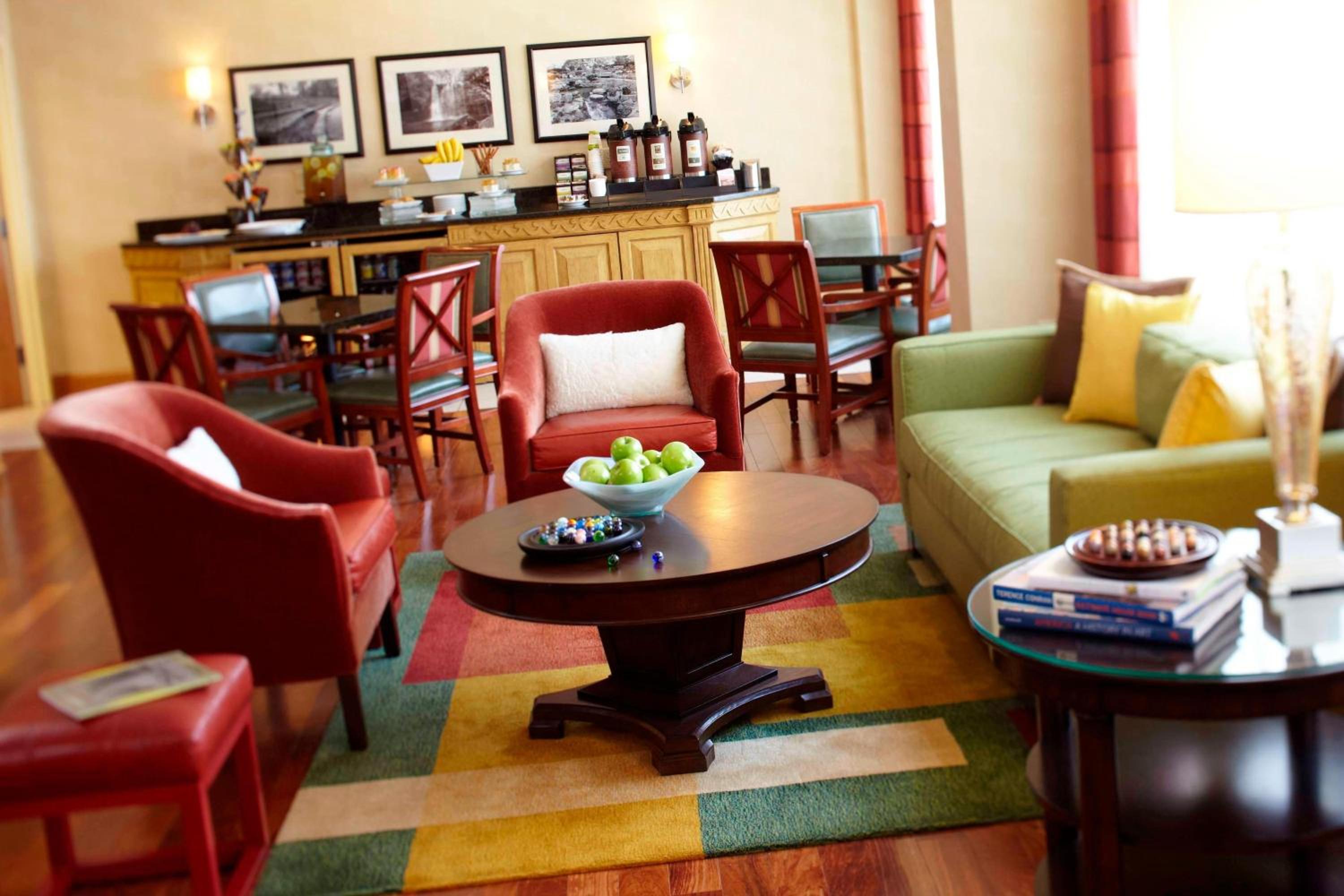 King Guest Room - Concierge Level