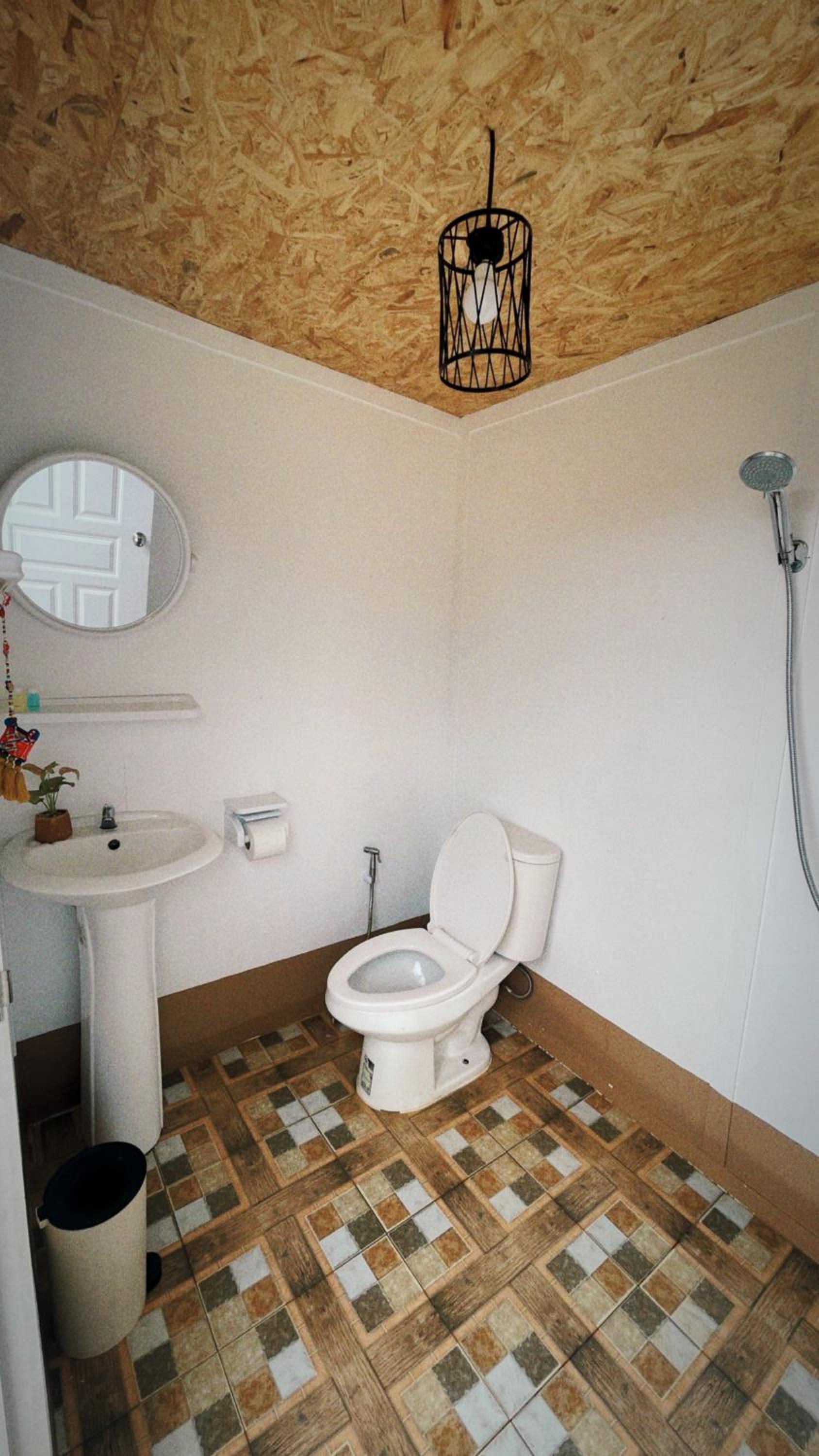 Deluxe Double or Twin Room with Balcony - Photo 10
