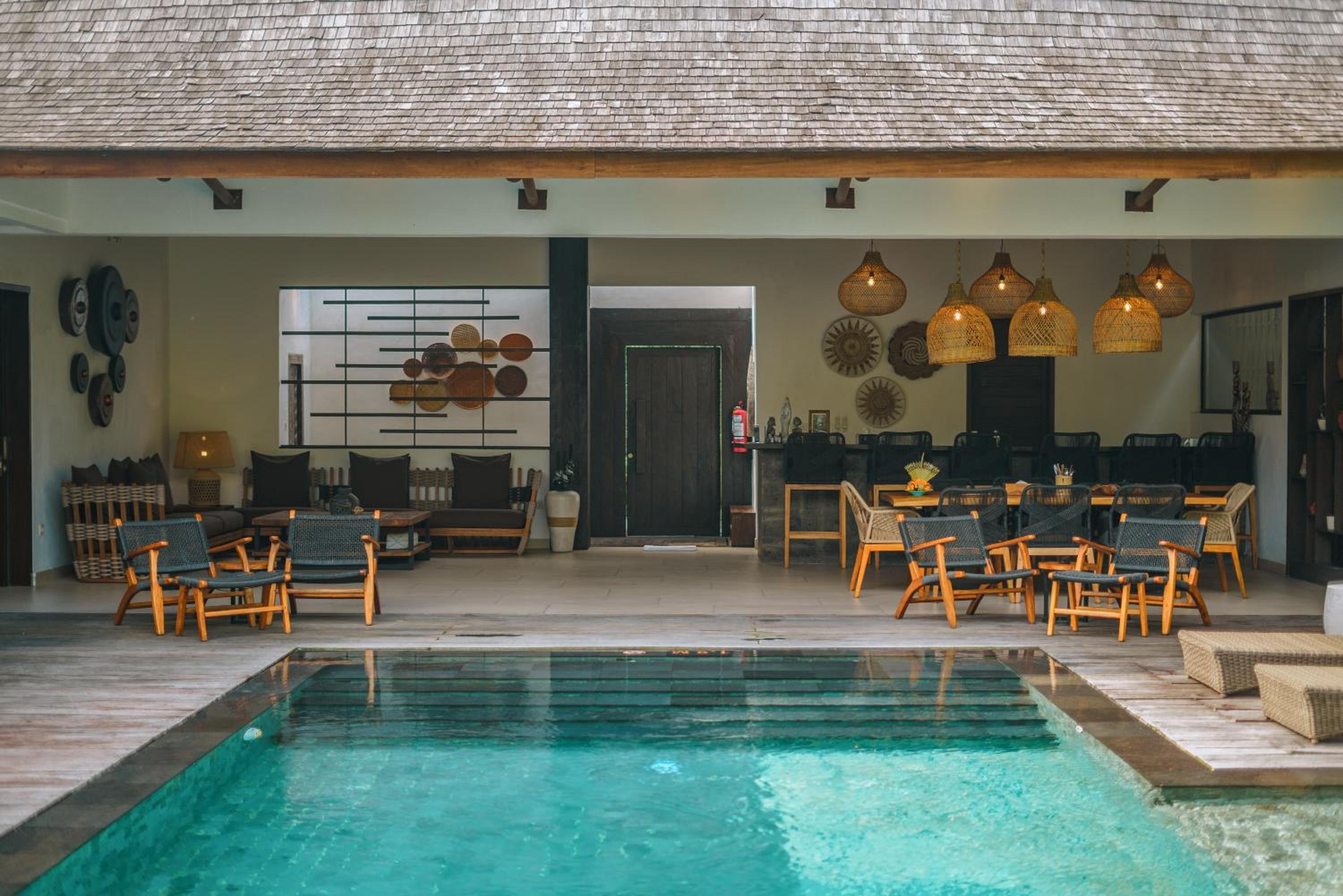 Three-Bedroom Luxury Pool Villa Garden View - Photo 6