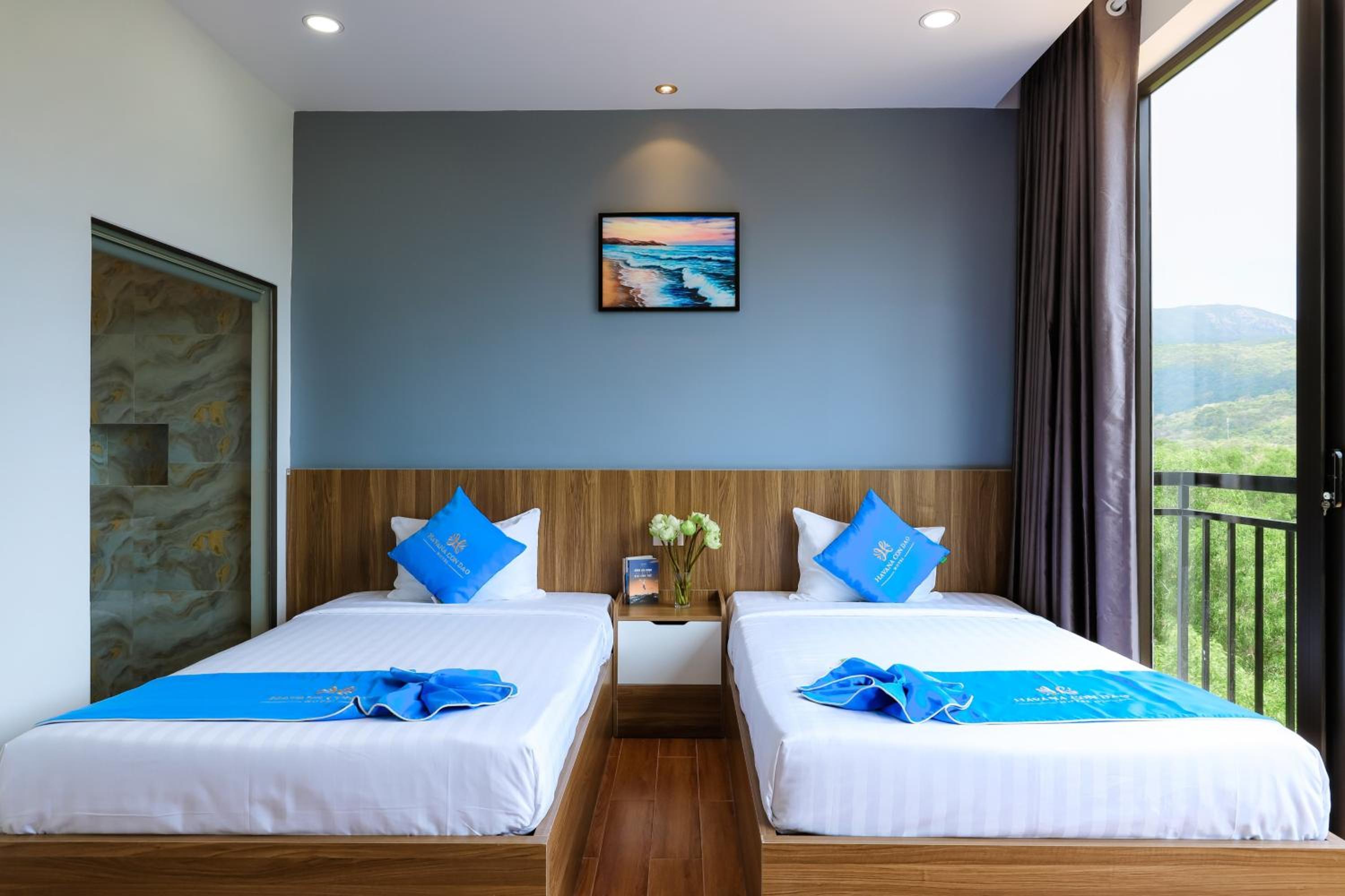 Twin Room with Mountain View photo 3