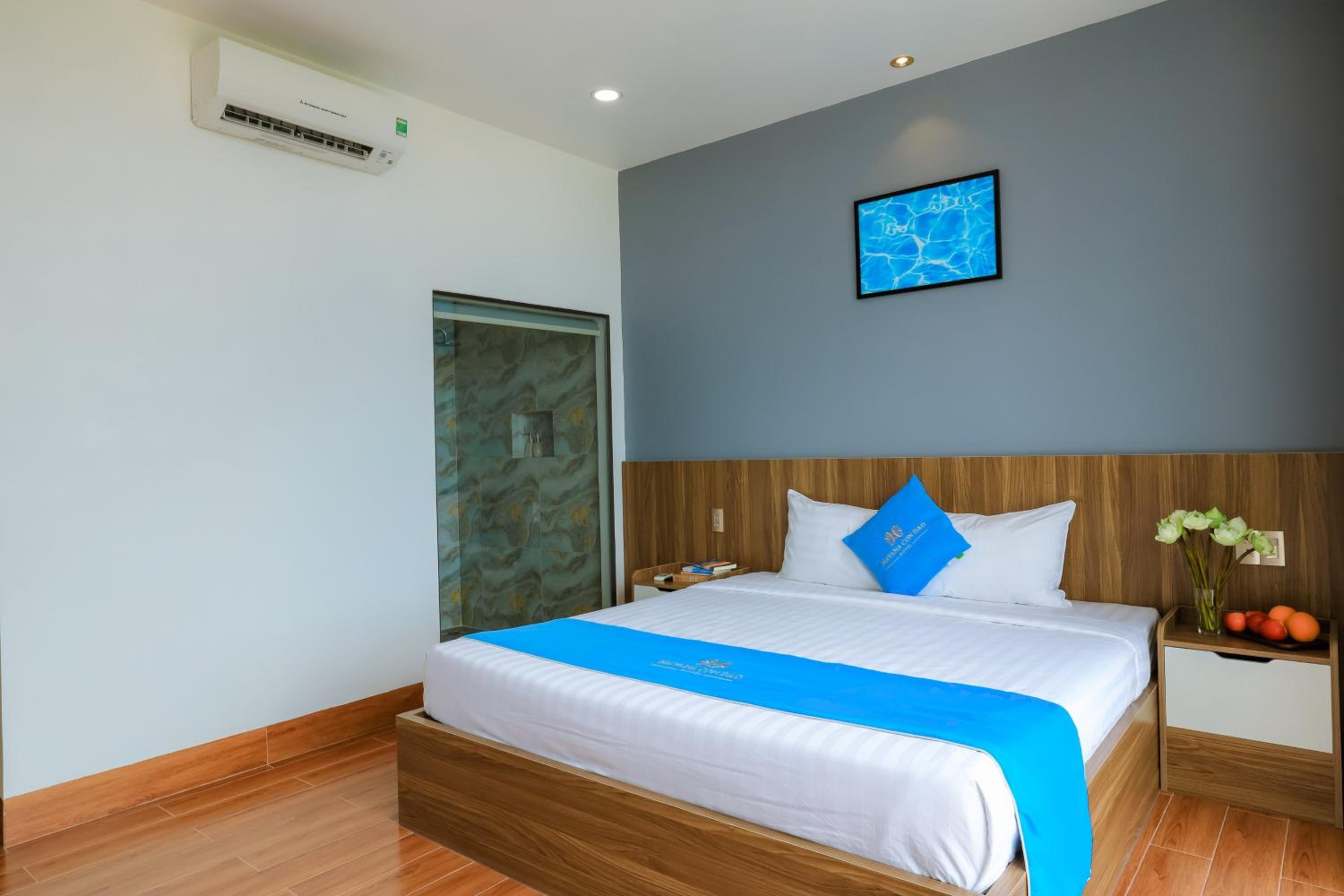 Deluxe Double Room with Balcony photo 1