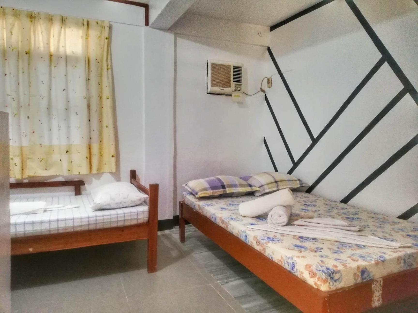 Budget Triple Room photo 1