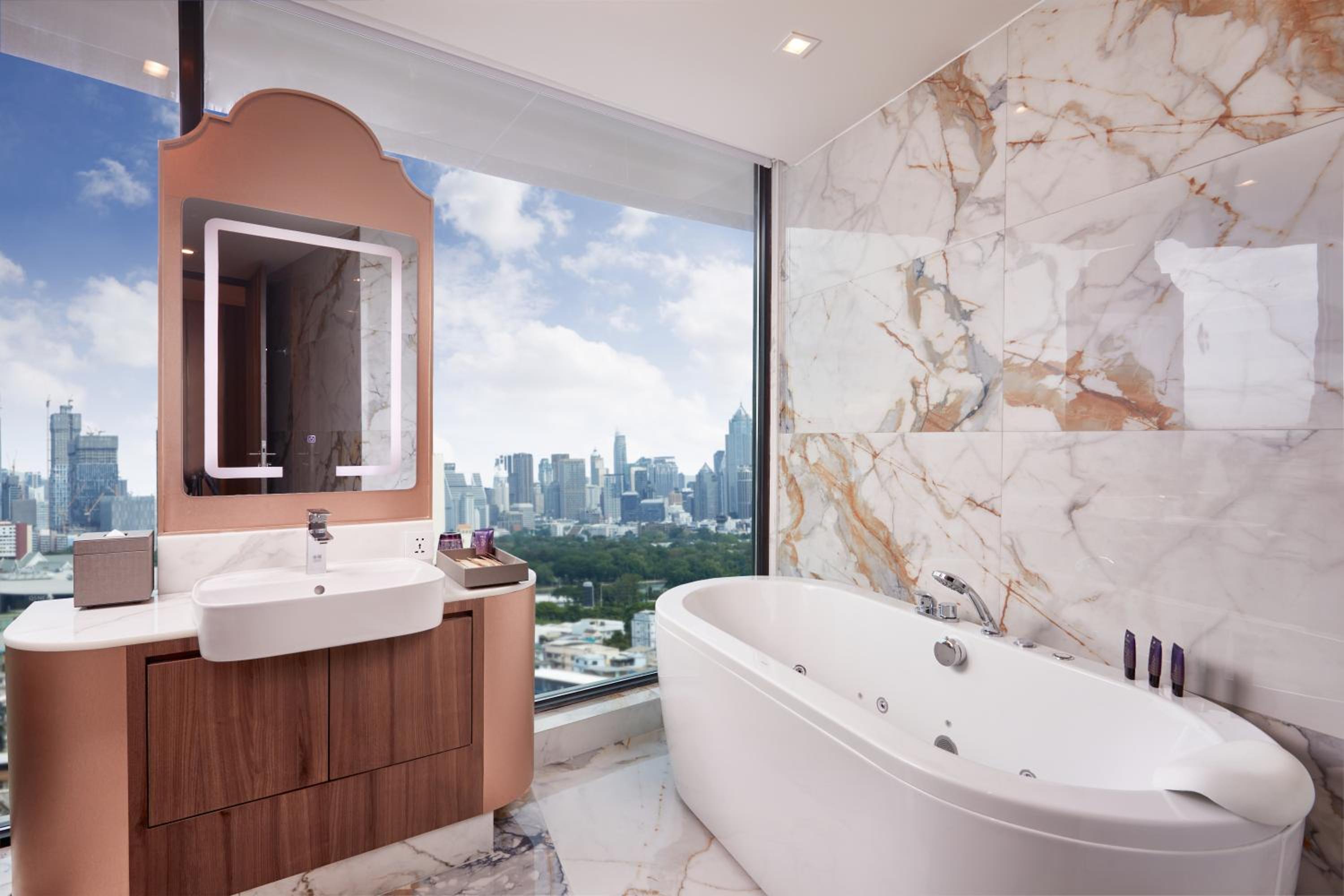 Executive Suite photo 1