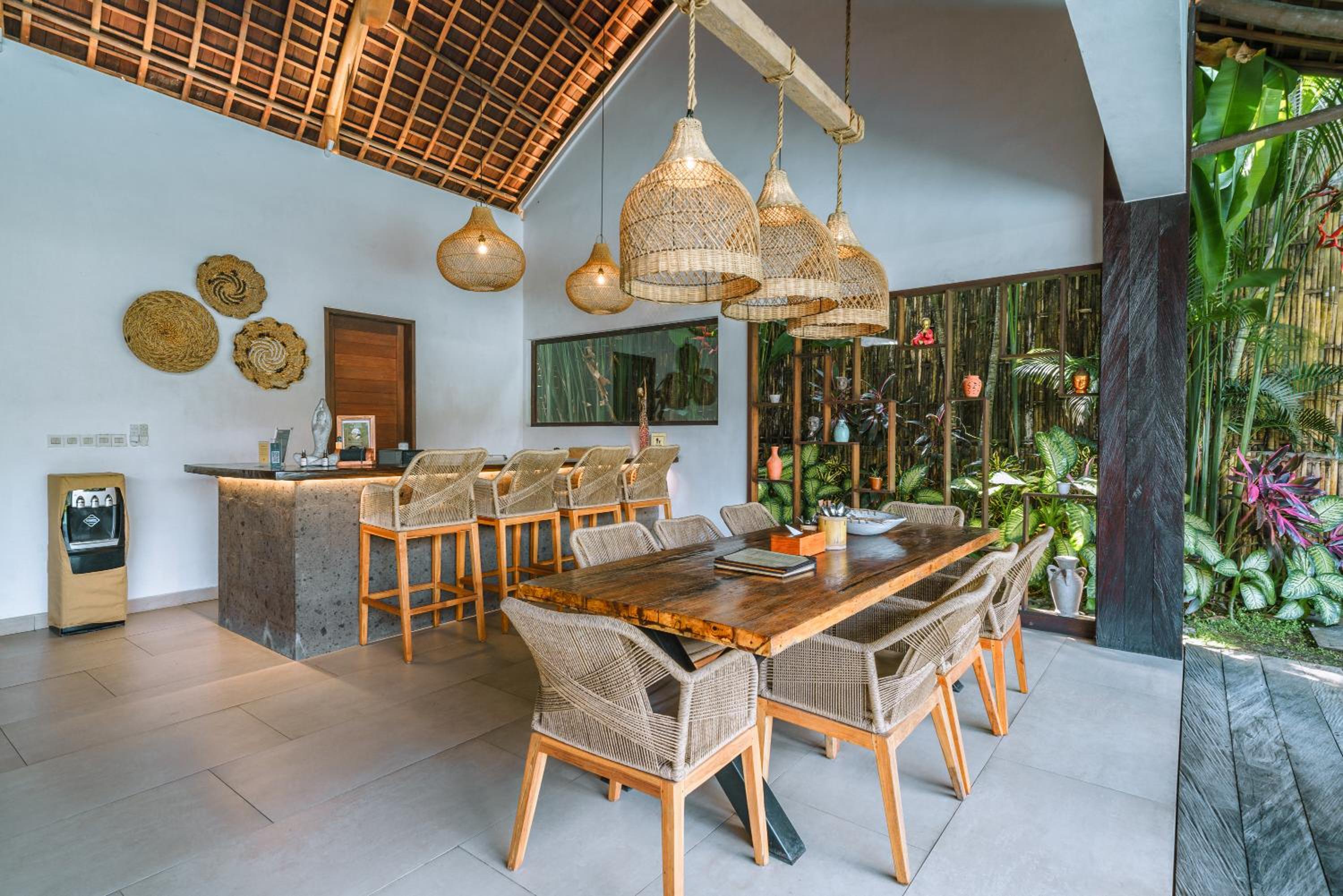 Three-Bedroom Luxury Pool Villa Jungle View - Photo 15