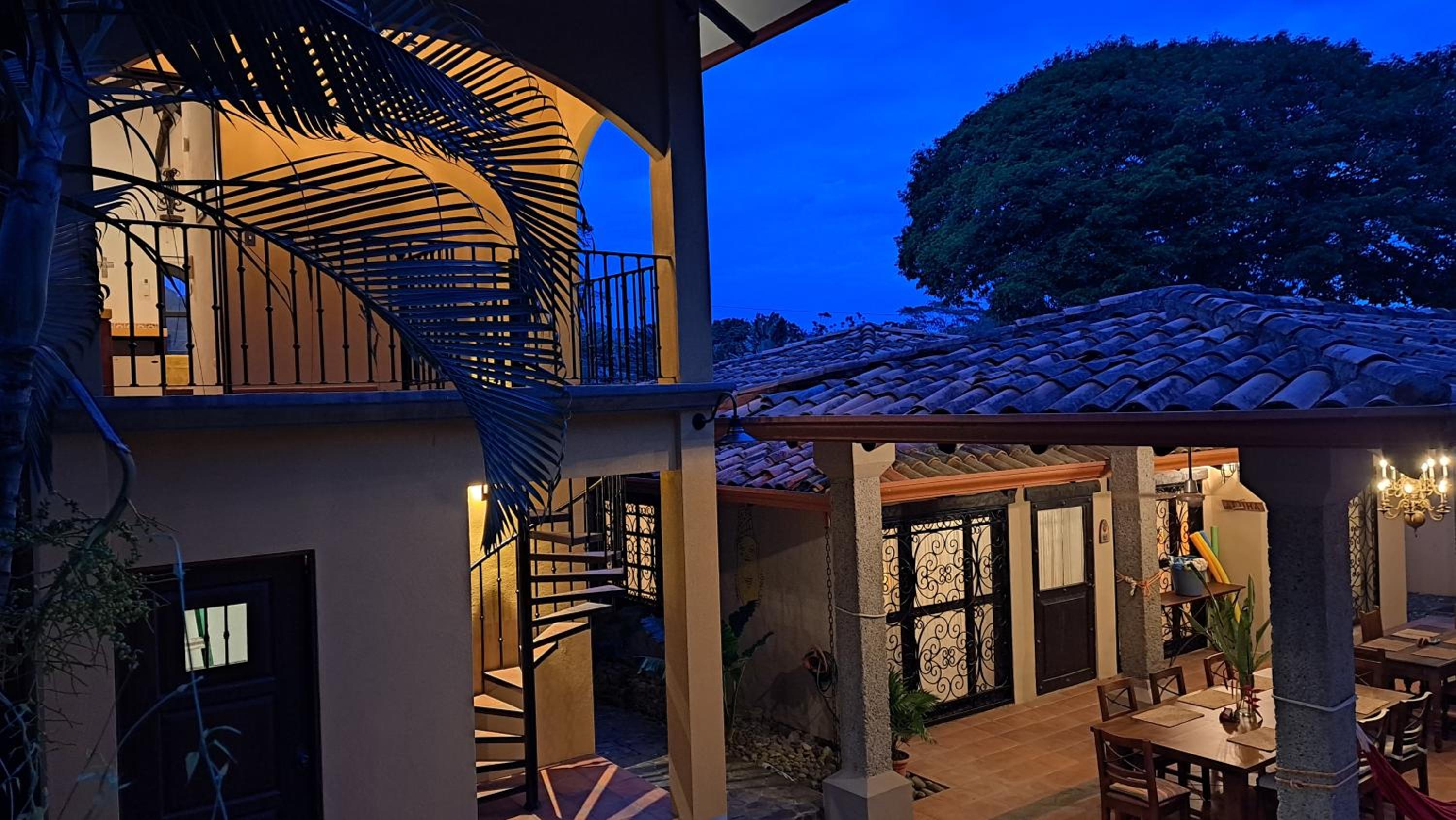Villa photo 2