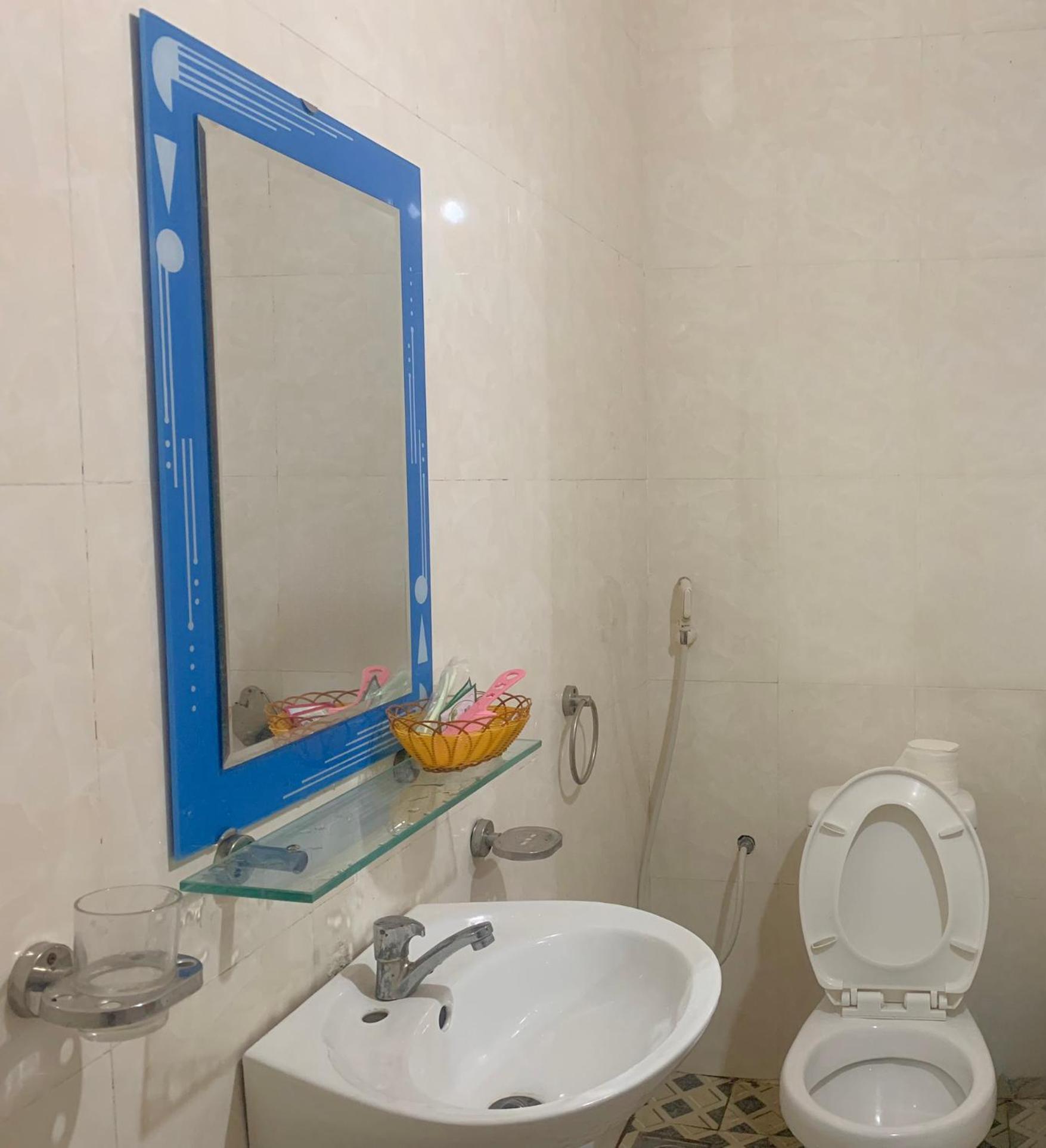 Double Room - Photo 5