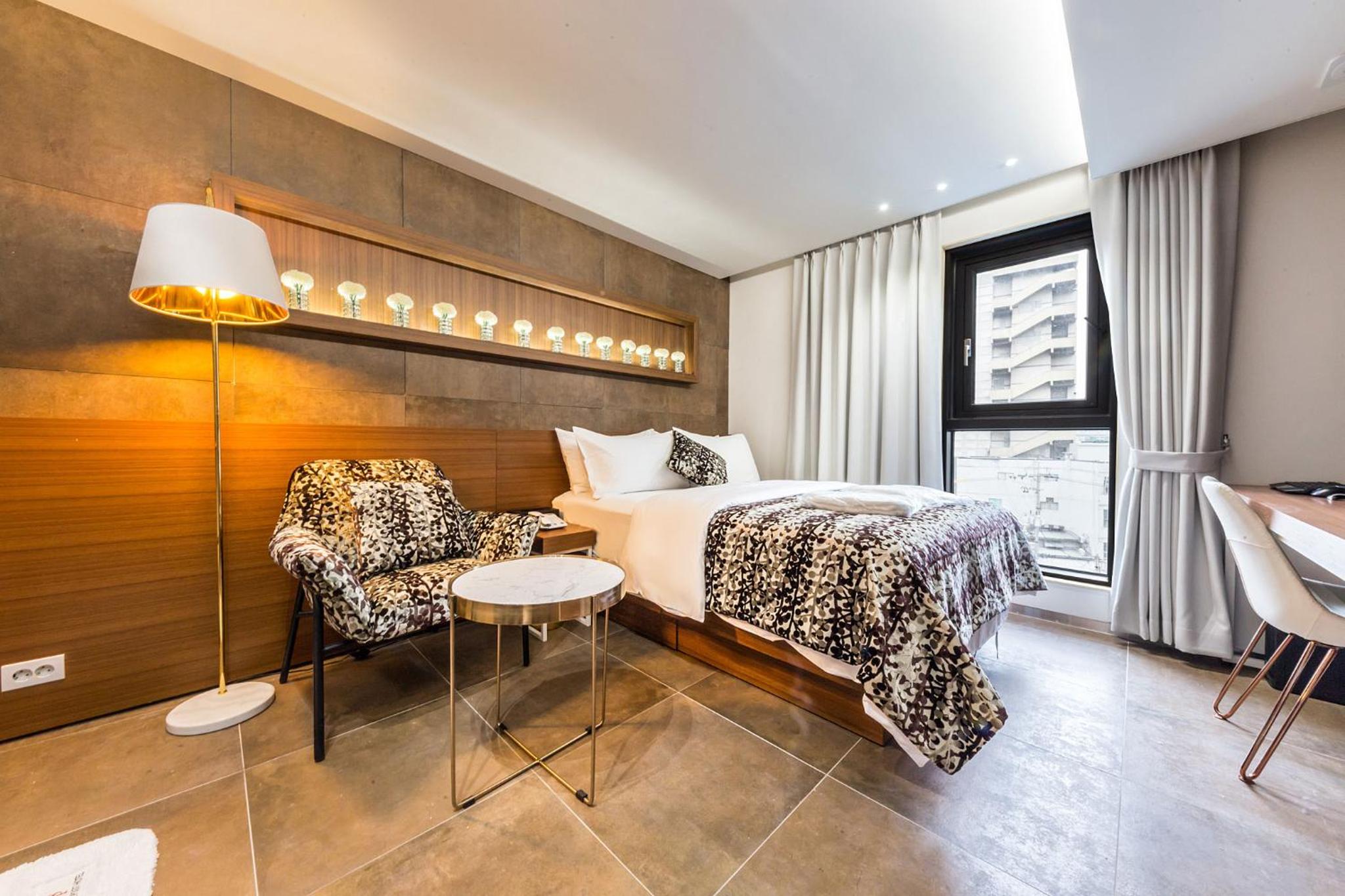 Double Room - Photo 10