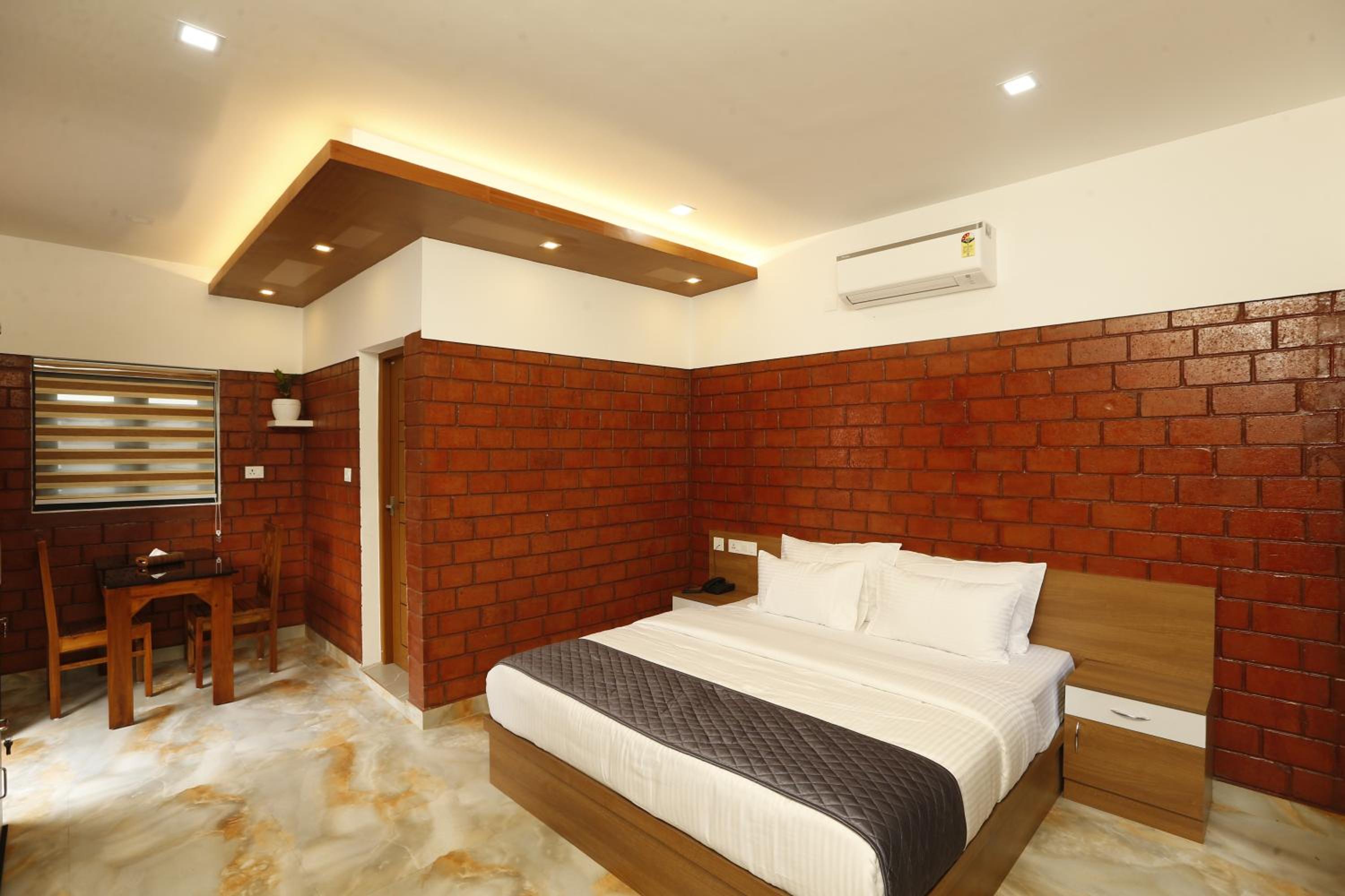 King Room With Mountain View photo 2