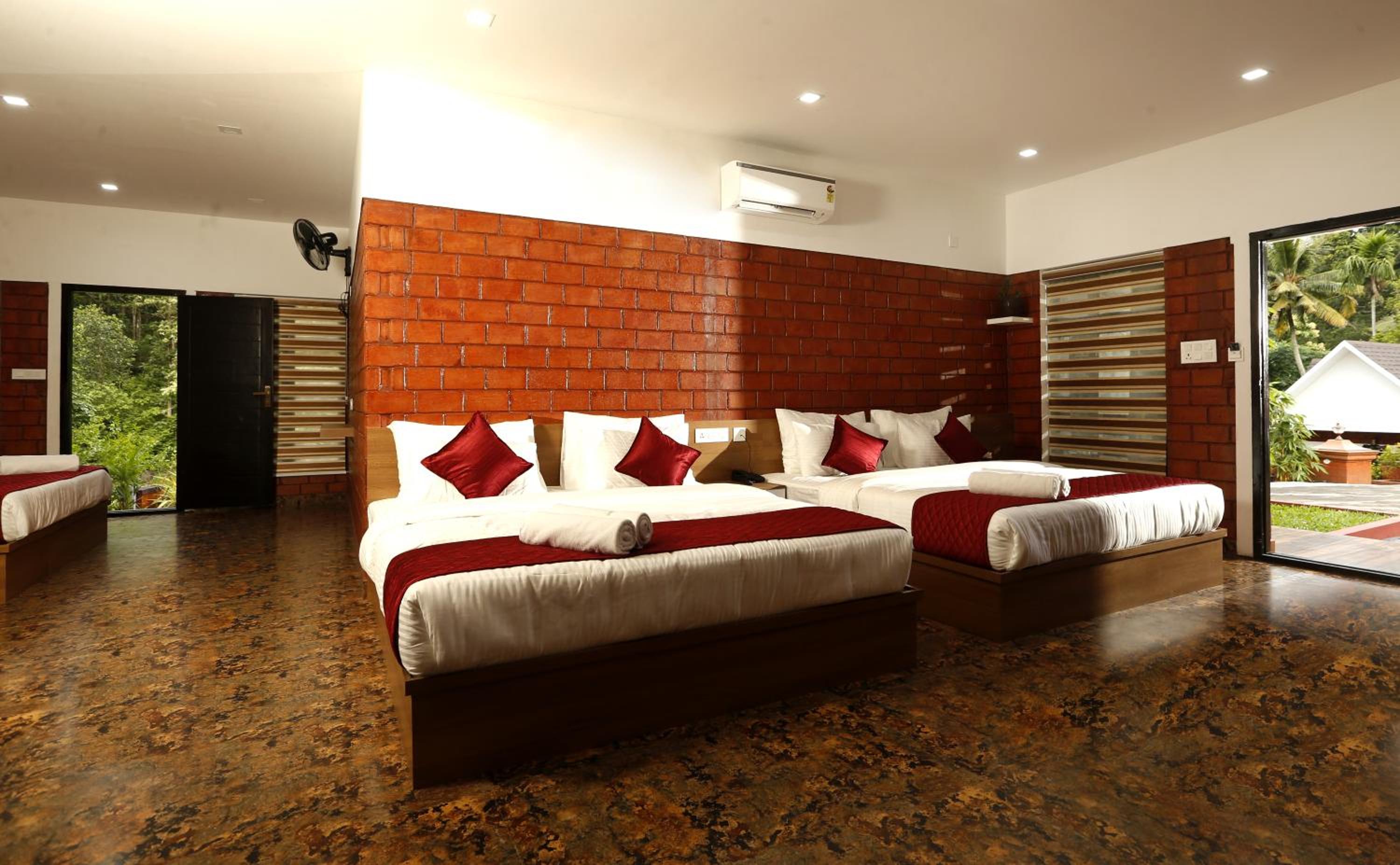 Bungalow - Water Front  photo 1