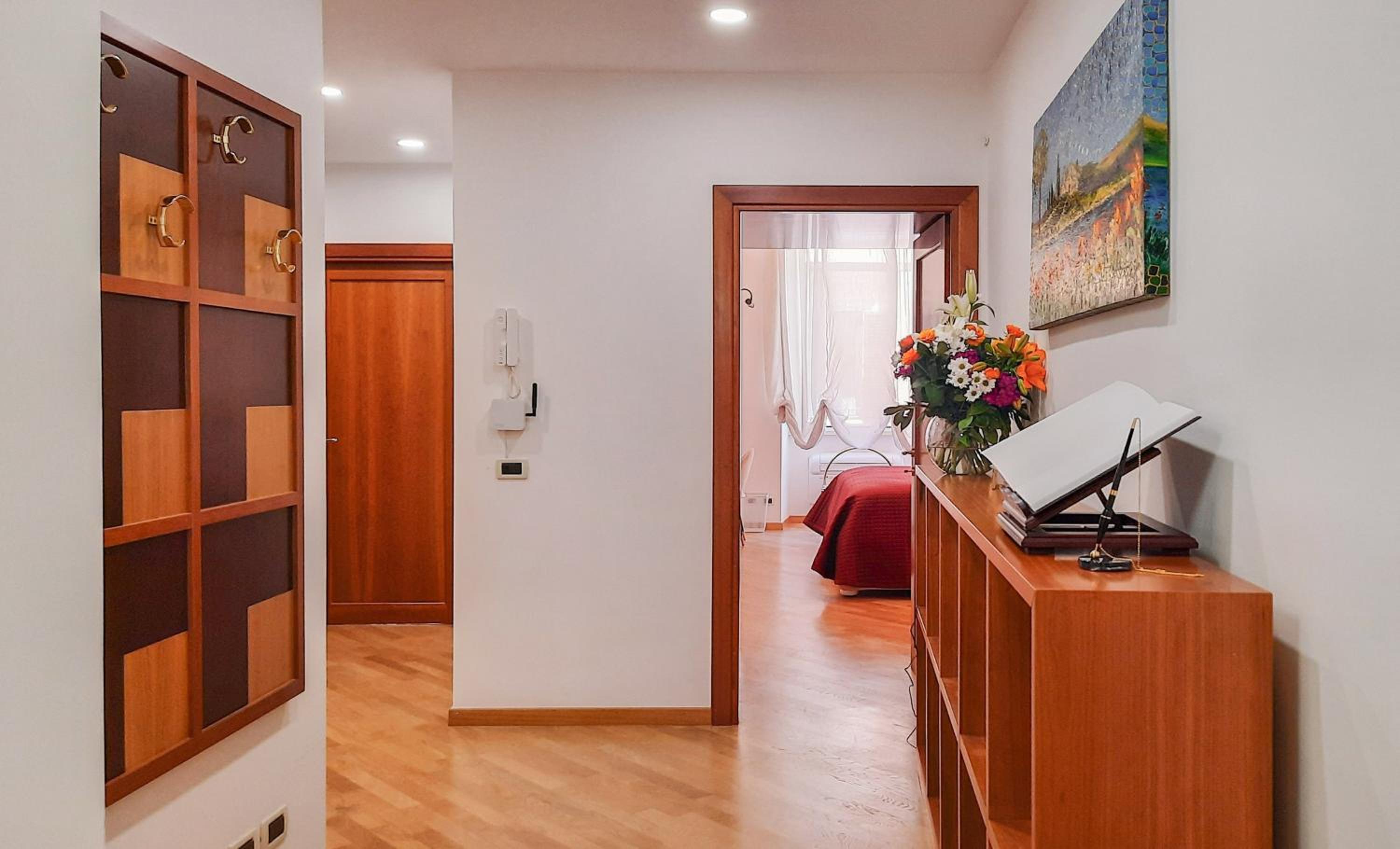 Three-Bedroom Apartment photo 1