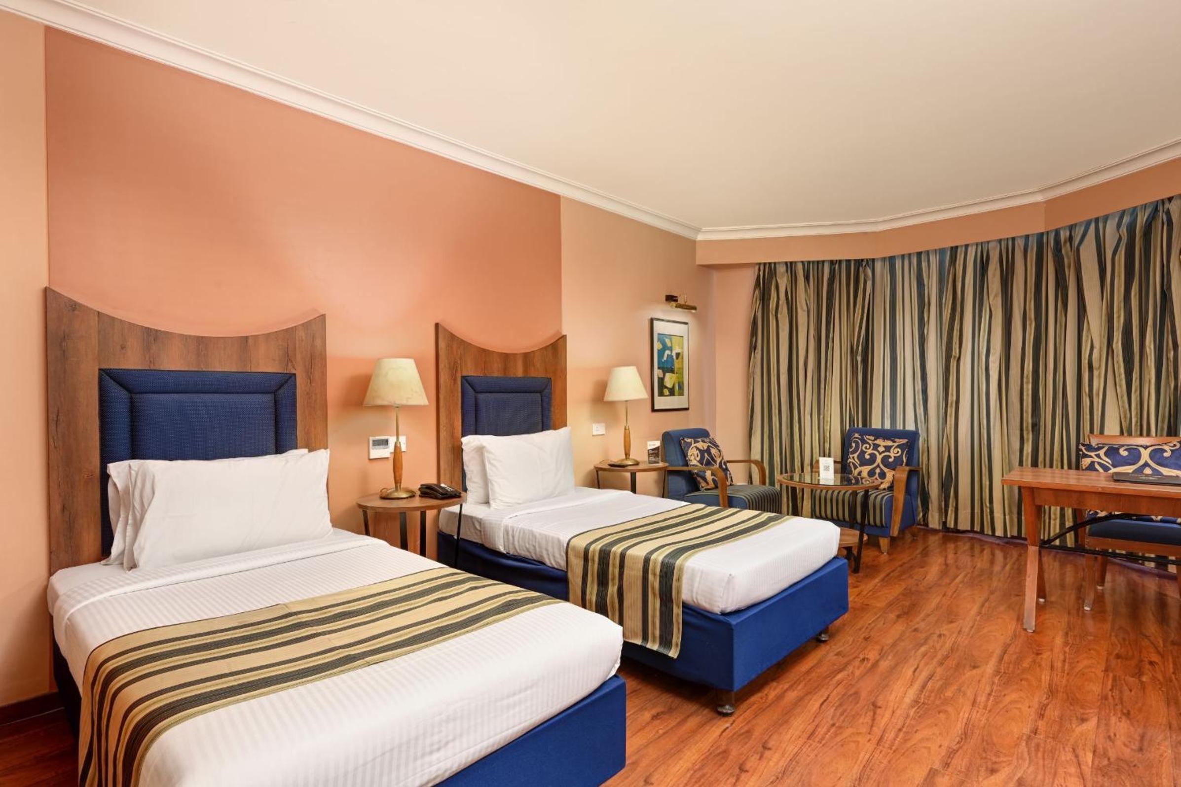 Superior Double or Twin Room with Pool View