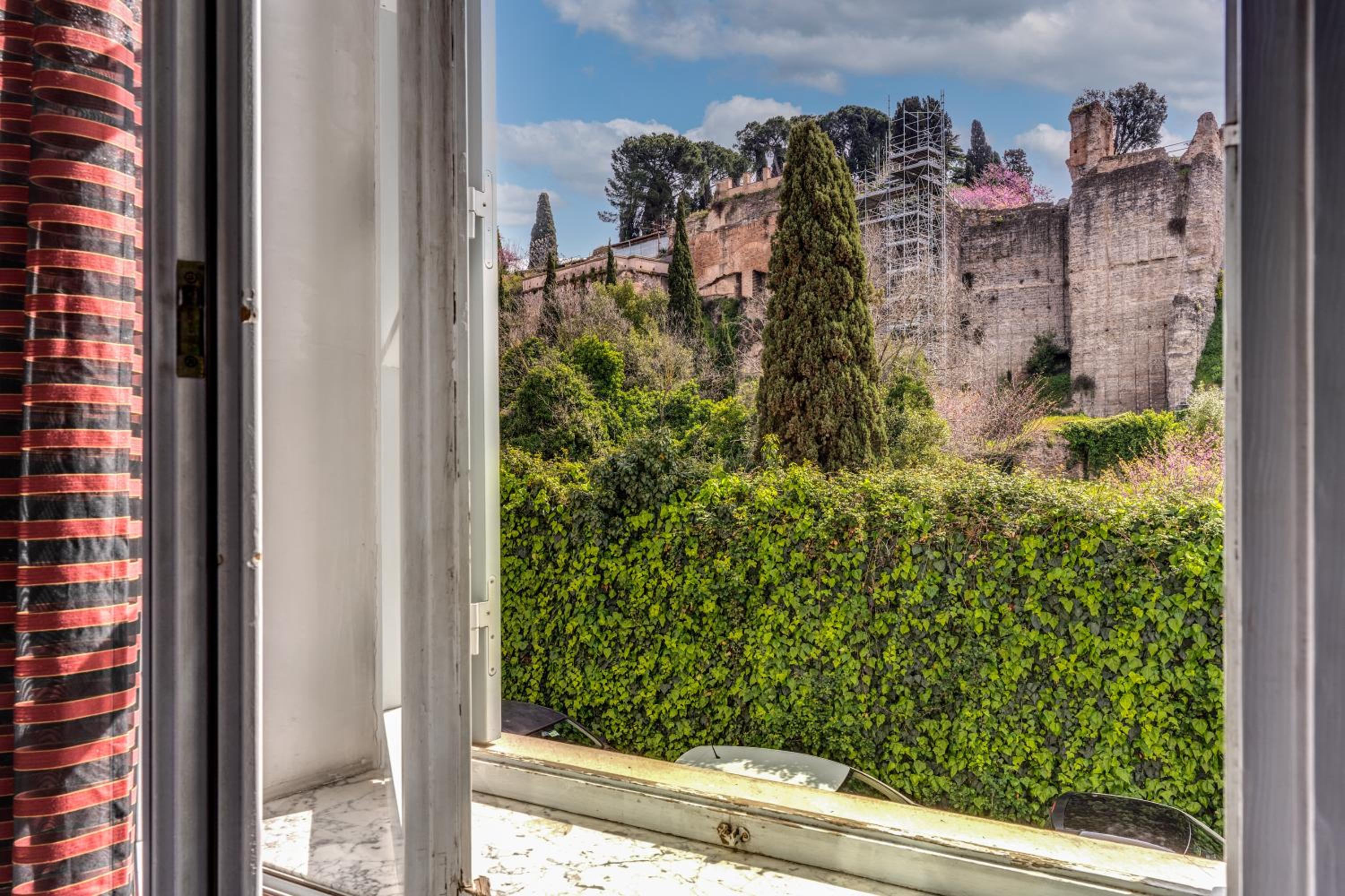 Double or Twin Room with View photo 3
