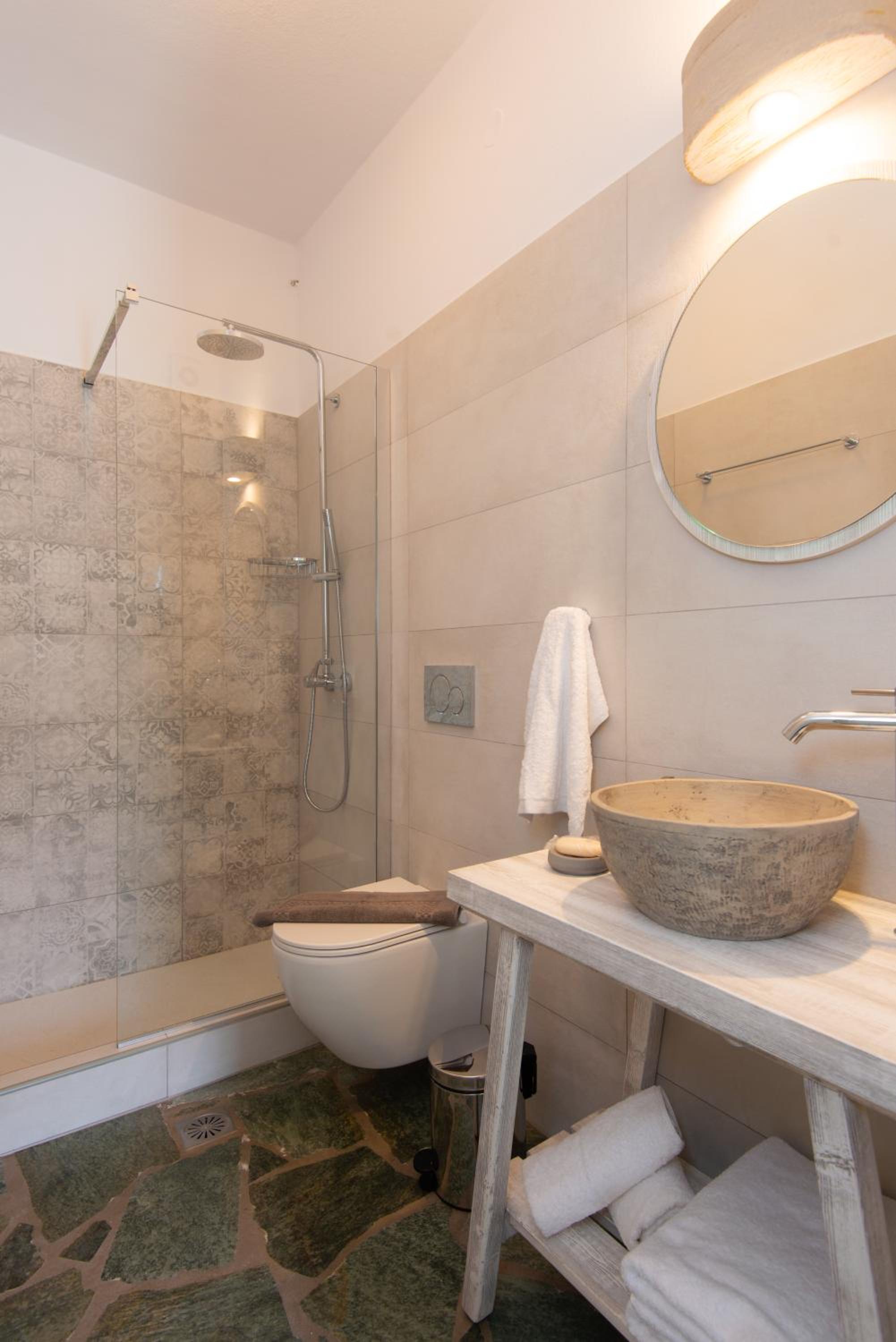 Apartment - Ground Floor photo 3