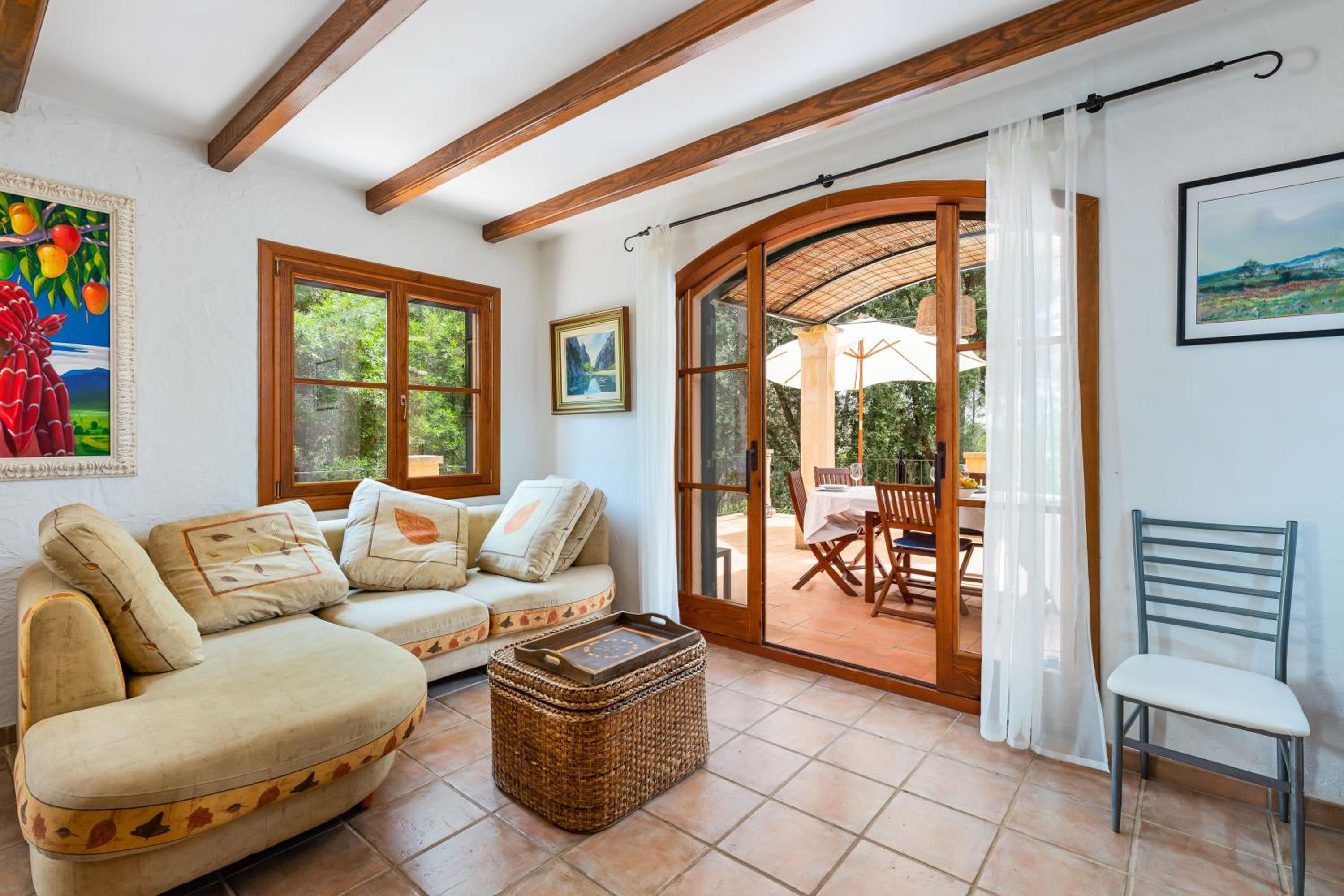 Villa con vistas al jardín
