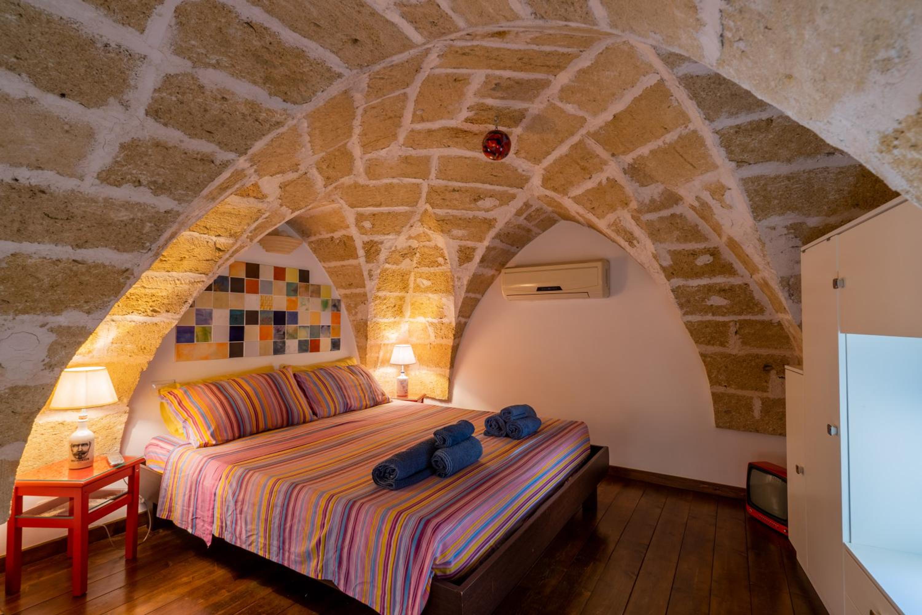 Superior One-Bedroom Apartment With Balcony