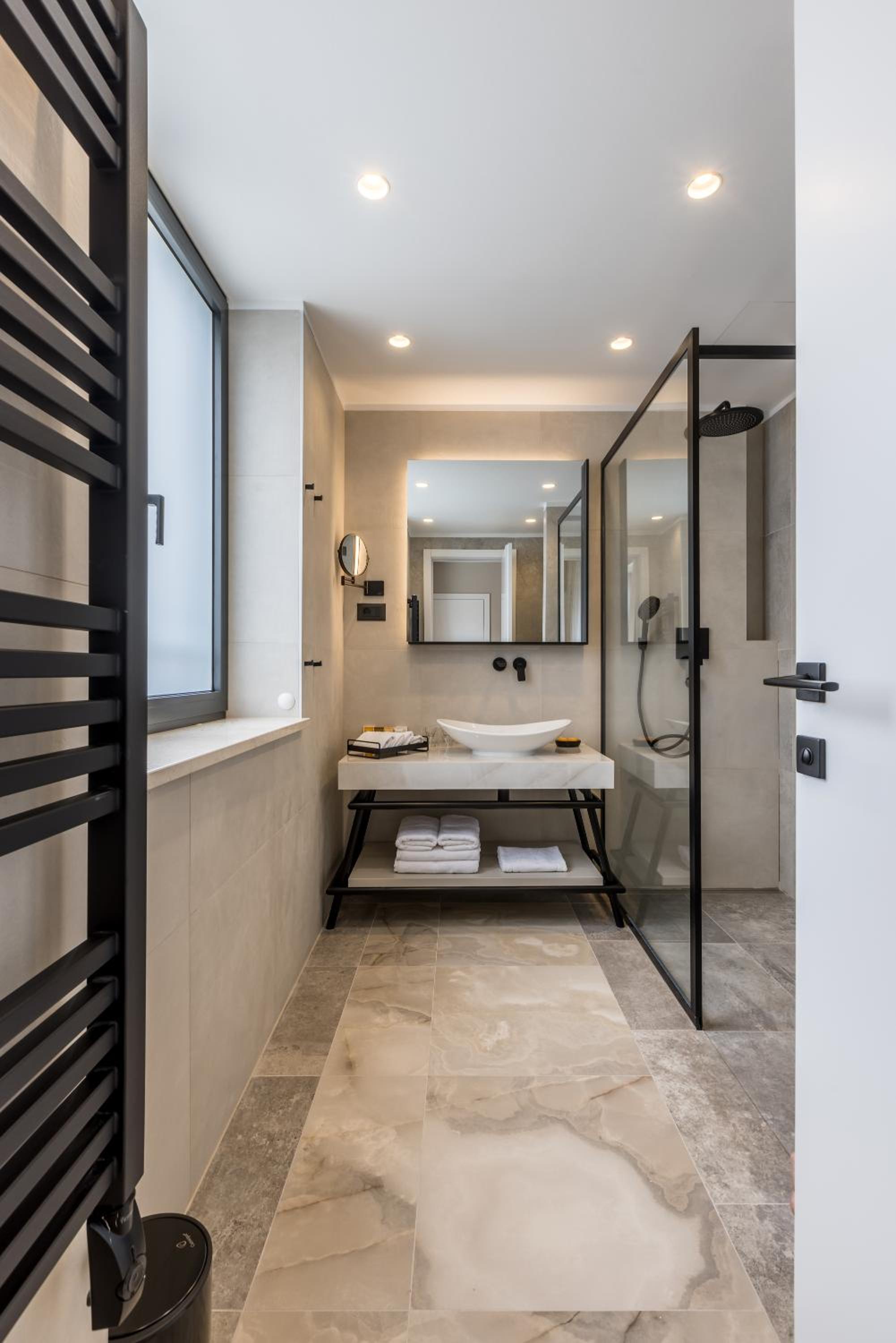 Junior Suite - Photo 2