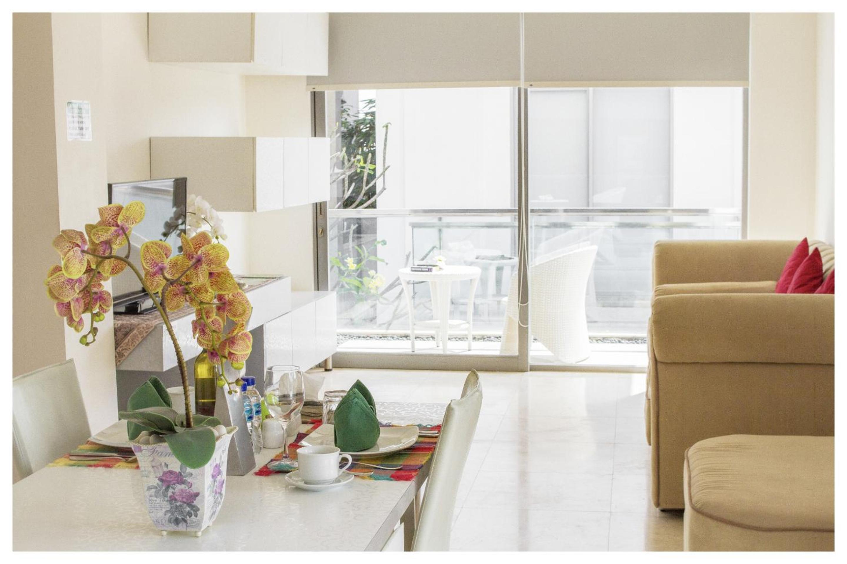 Deluxe Apartment