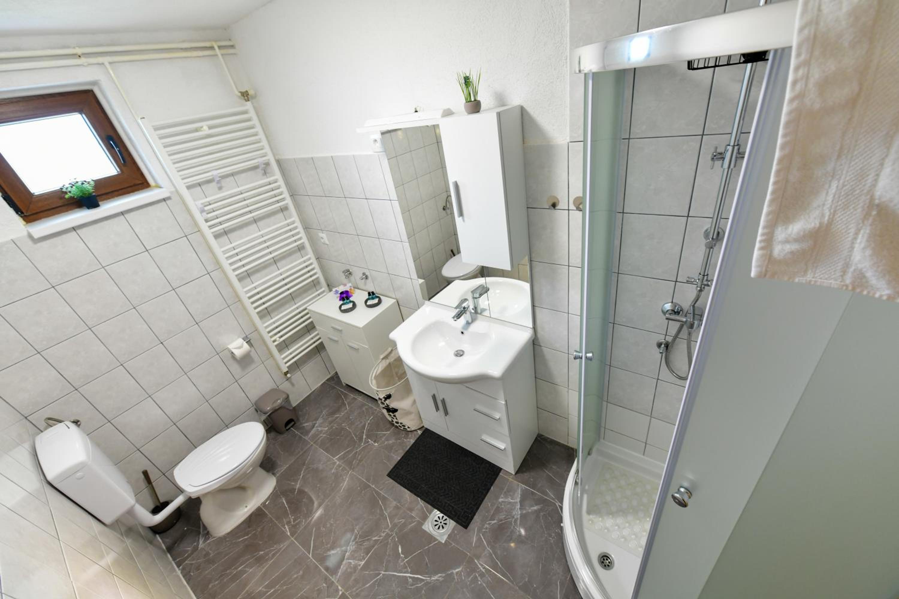 Two-Bedroom Apartment - Photo 14