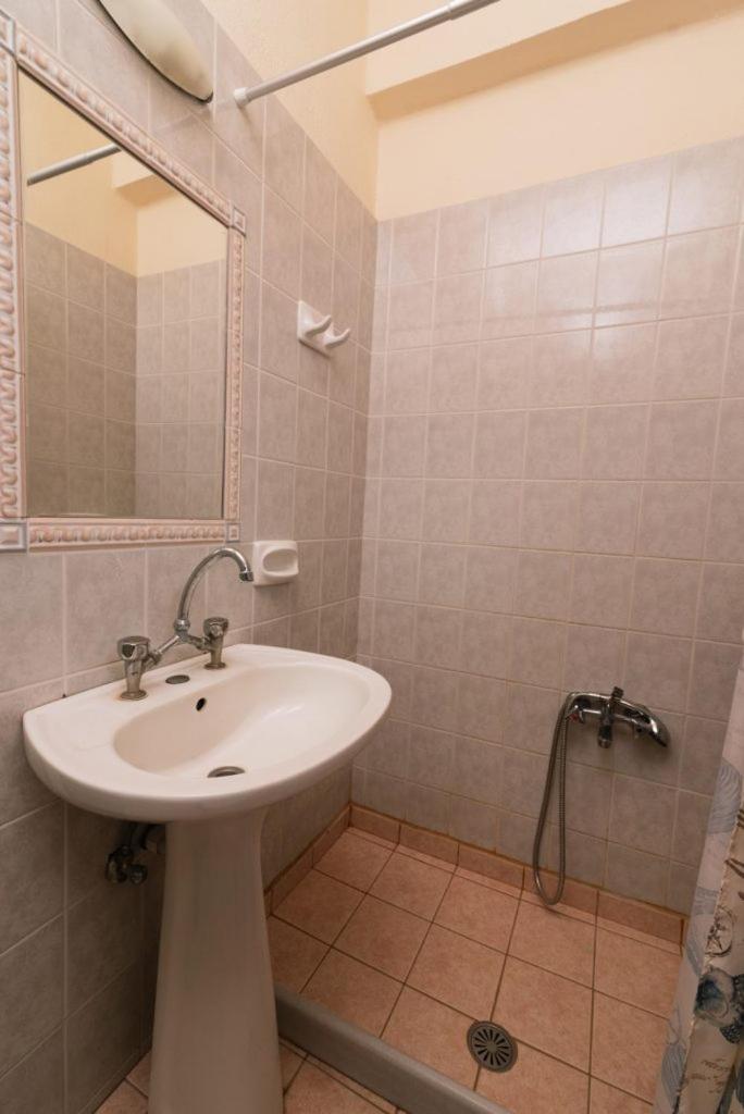 Double Room with Balcony and Sea View photo 3