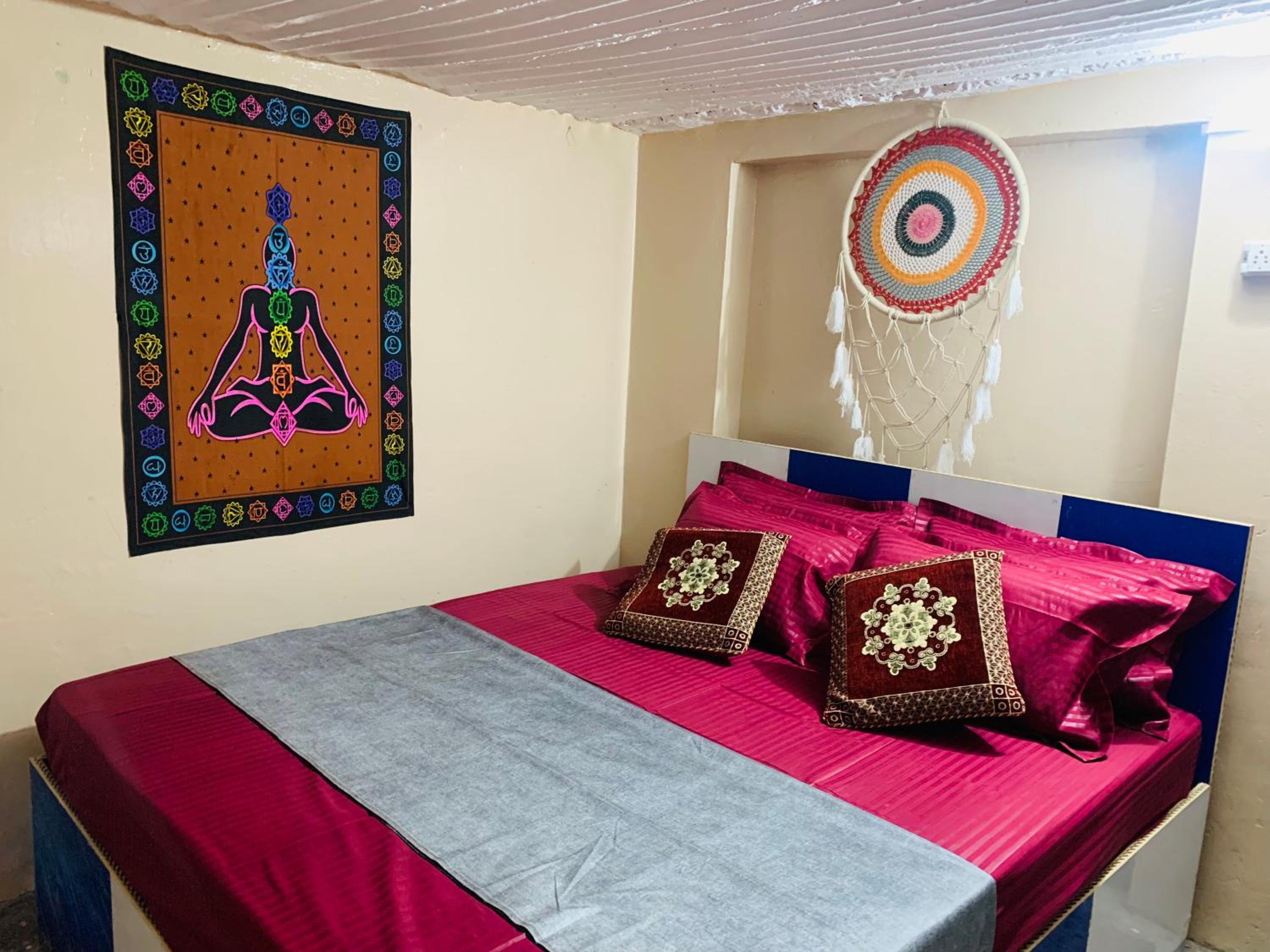 Three-Bedroom Apartment with Mountain View photo 1