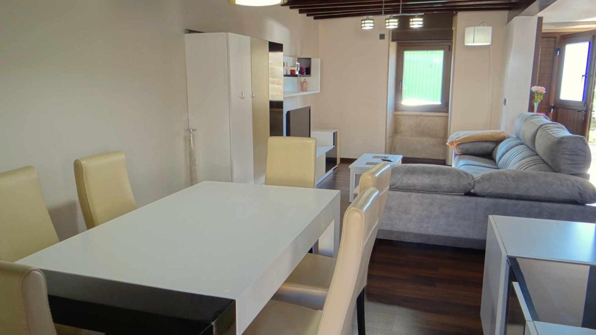 Casa de tres habitaciones