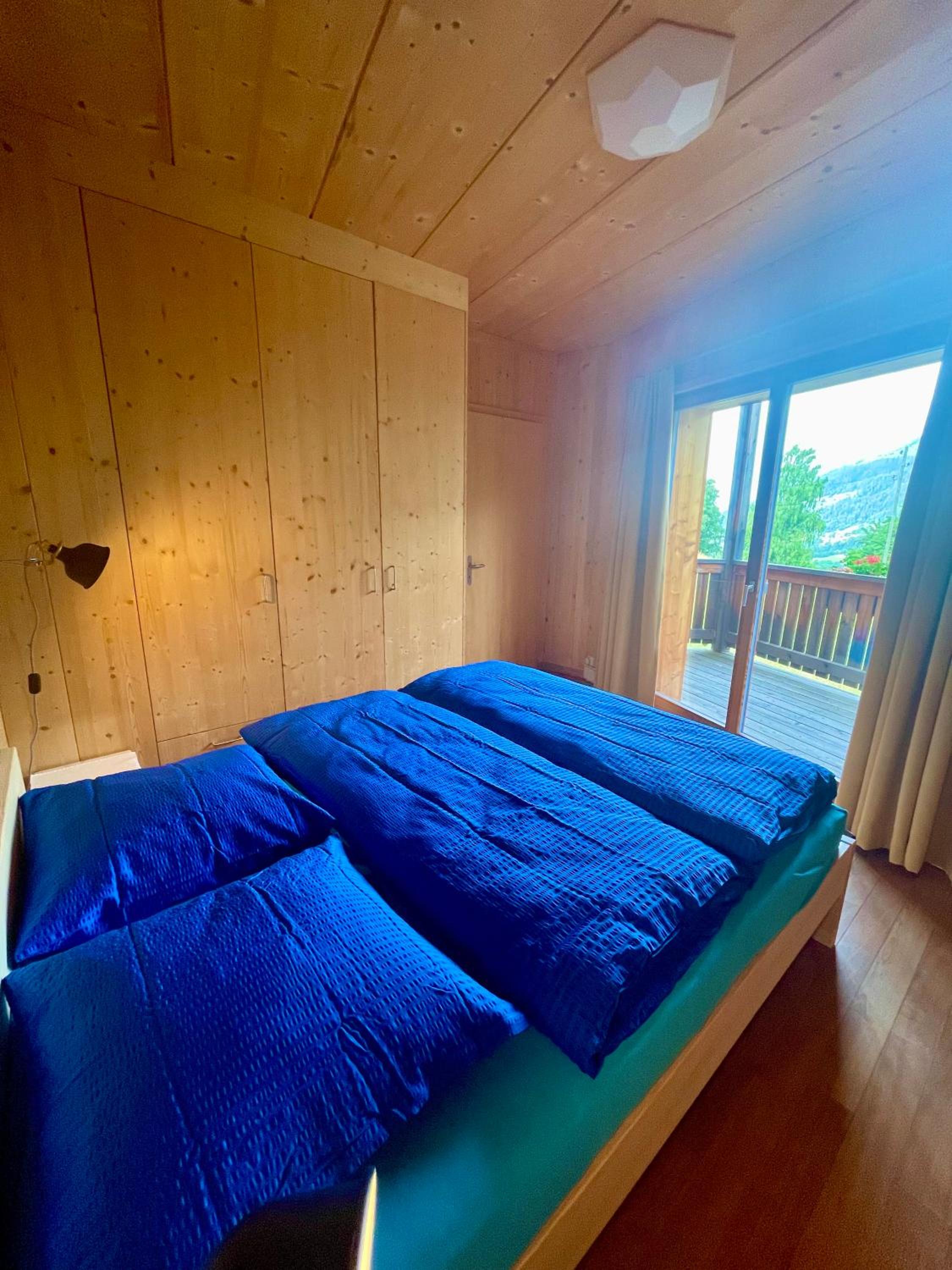 Junior Suite with Balcony - Photo 3