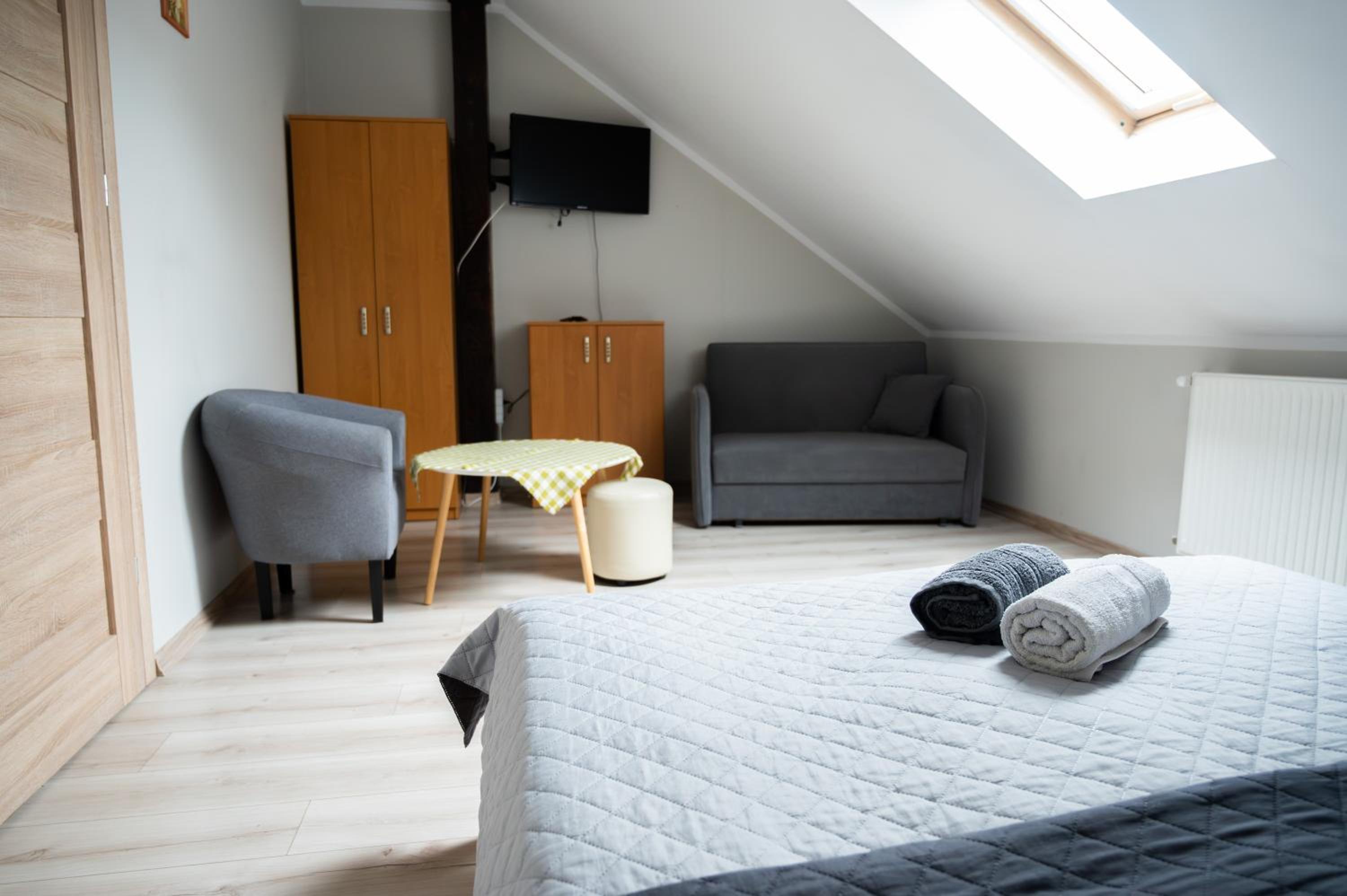 Triple Room with Private External Bathroom photo 1