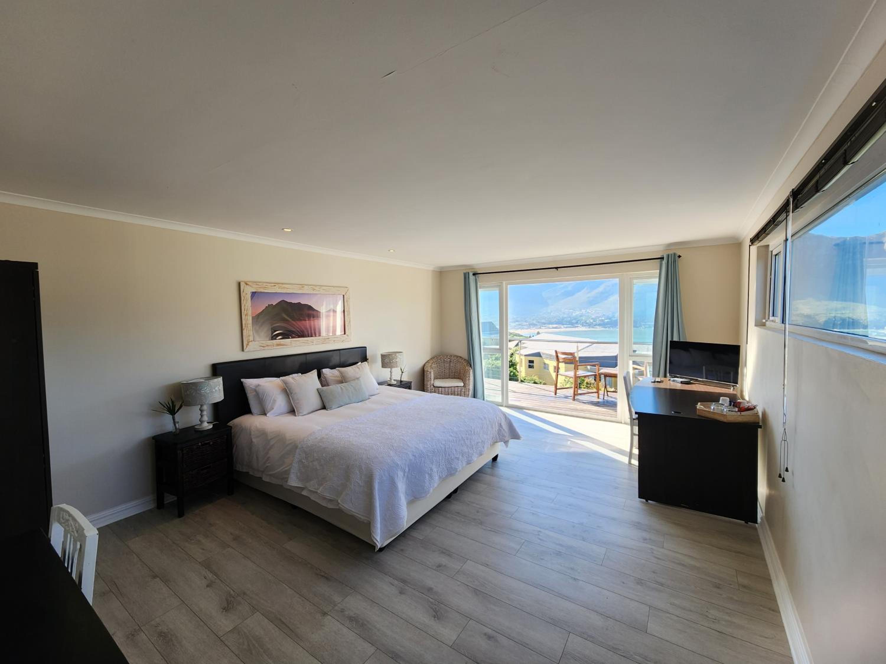 Superior King or Twin Room photo 1