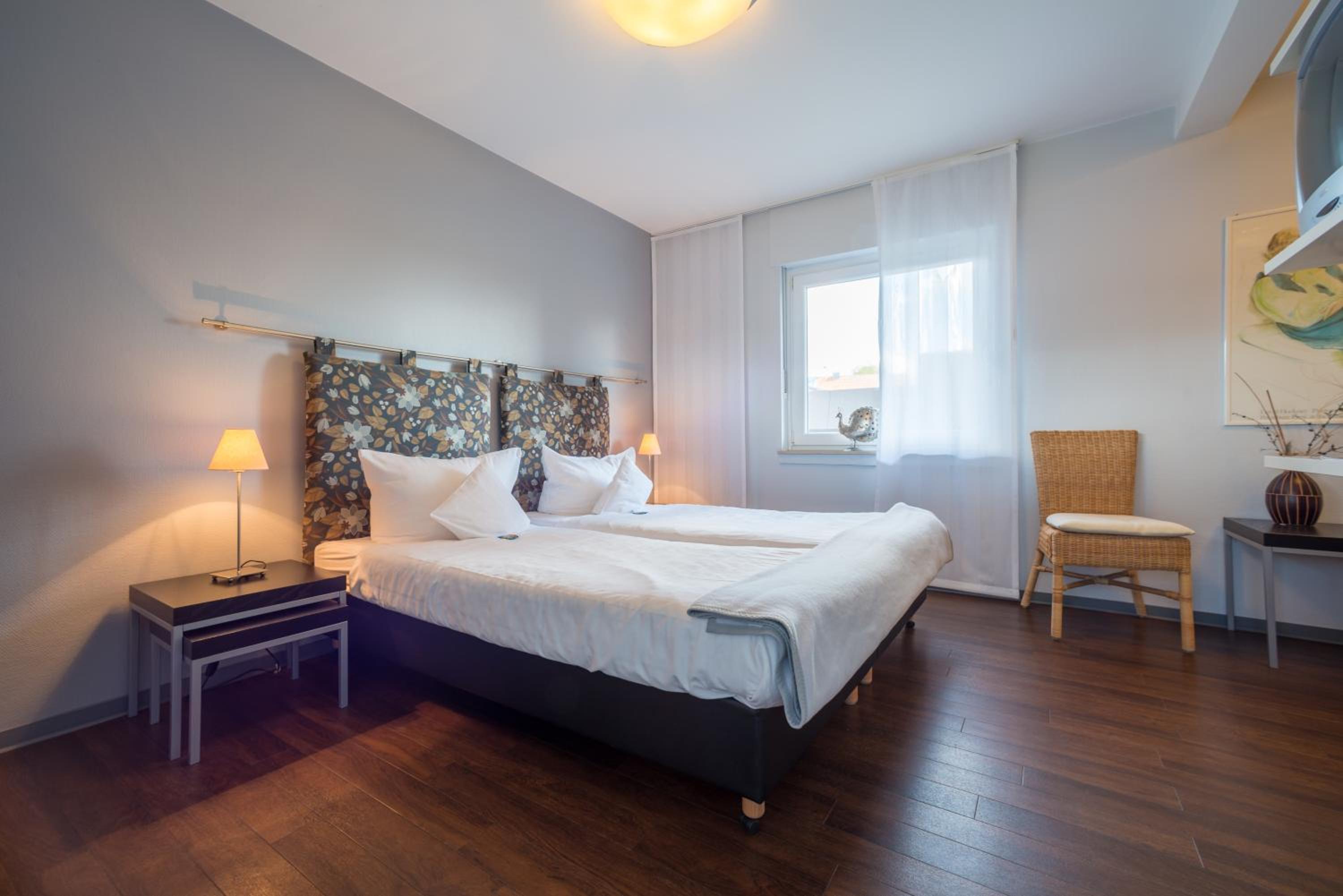 Double Room with Balcony - Photo 1
