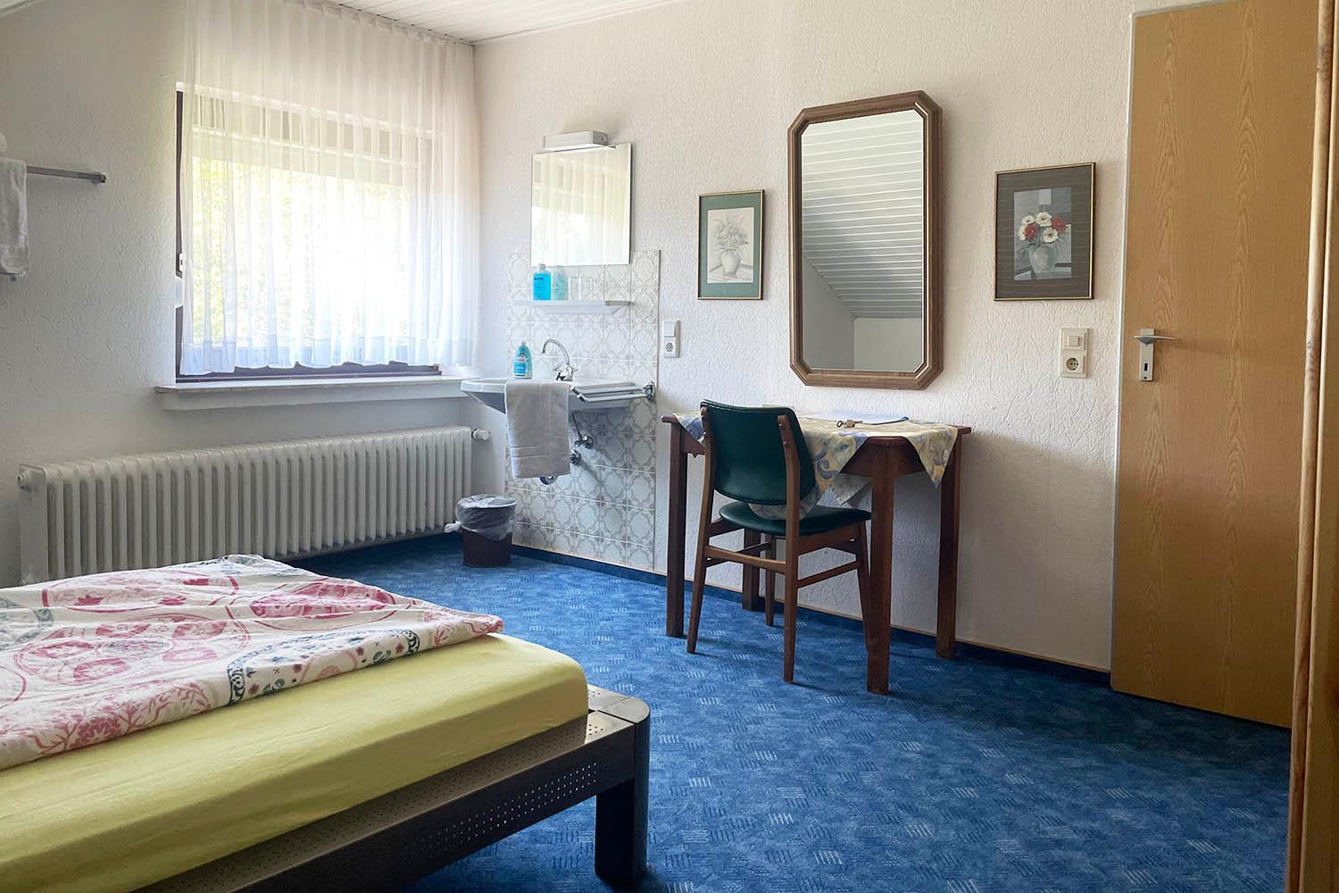 Single Room photo 2