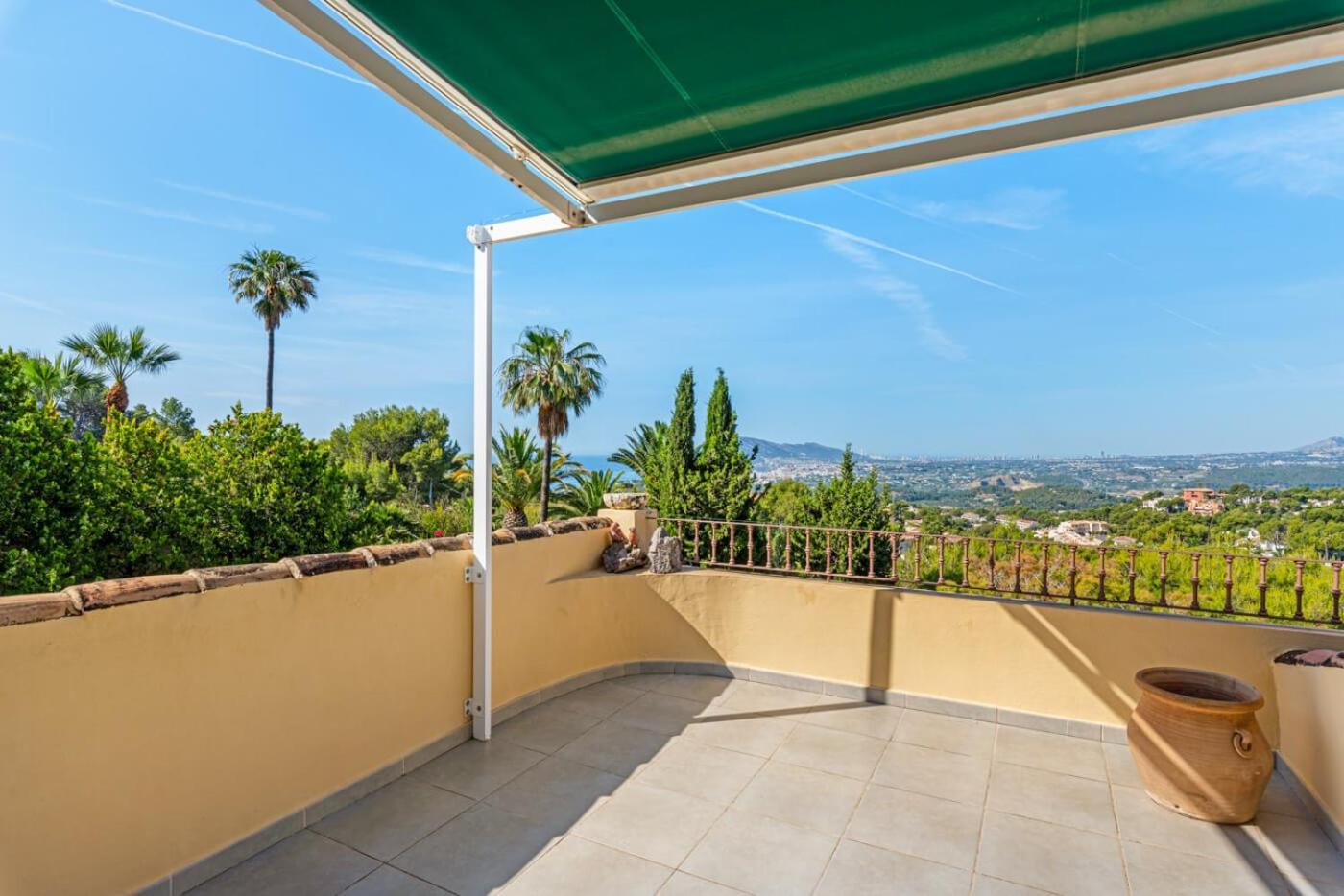 Villa with Private Pool photo 3