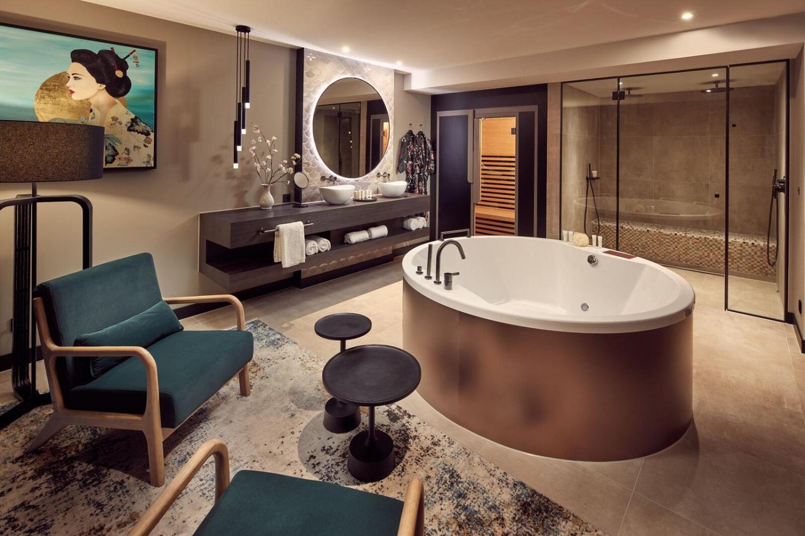 Luxury Japan Suite photo 2