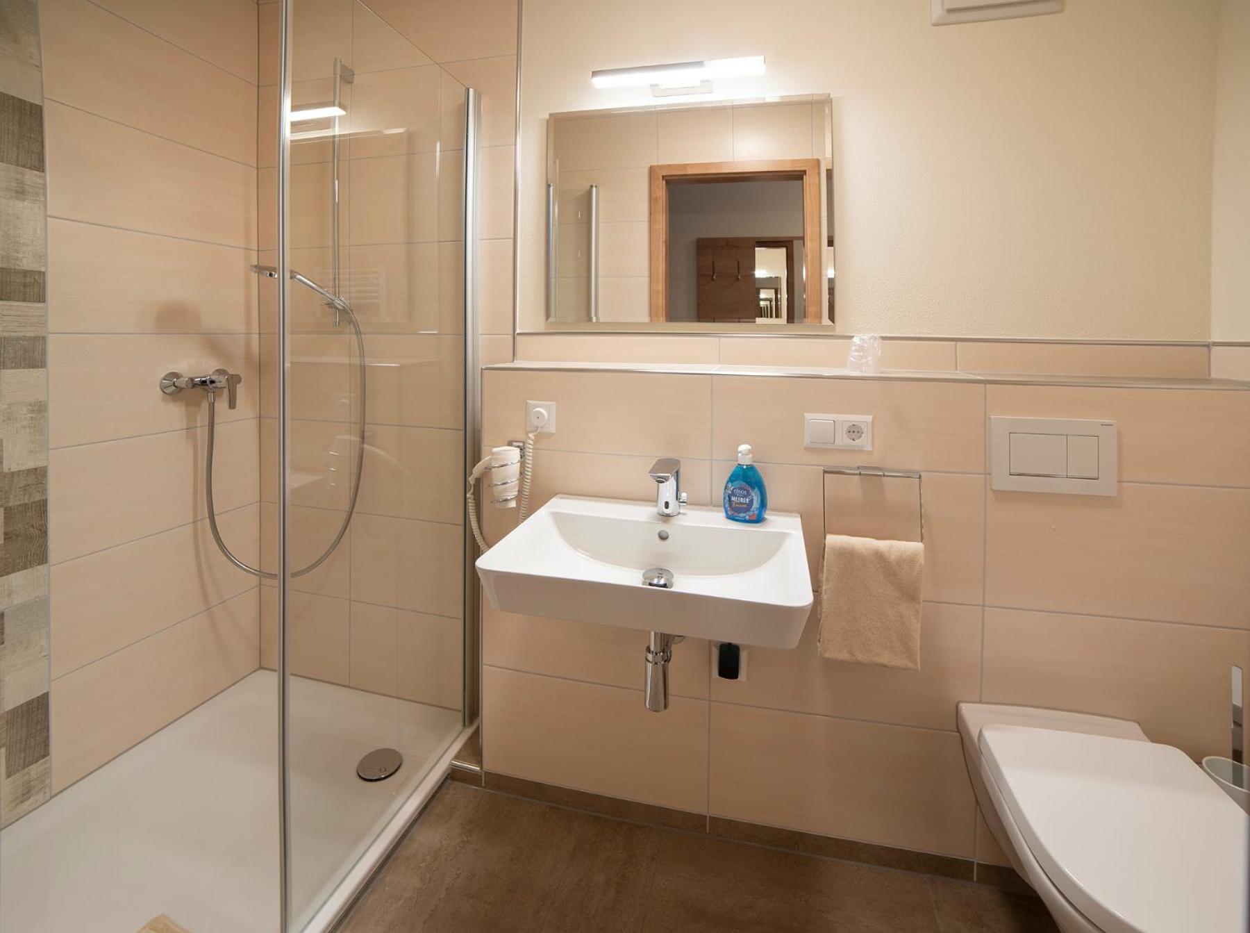 Single Room photo 3