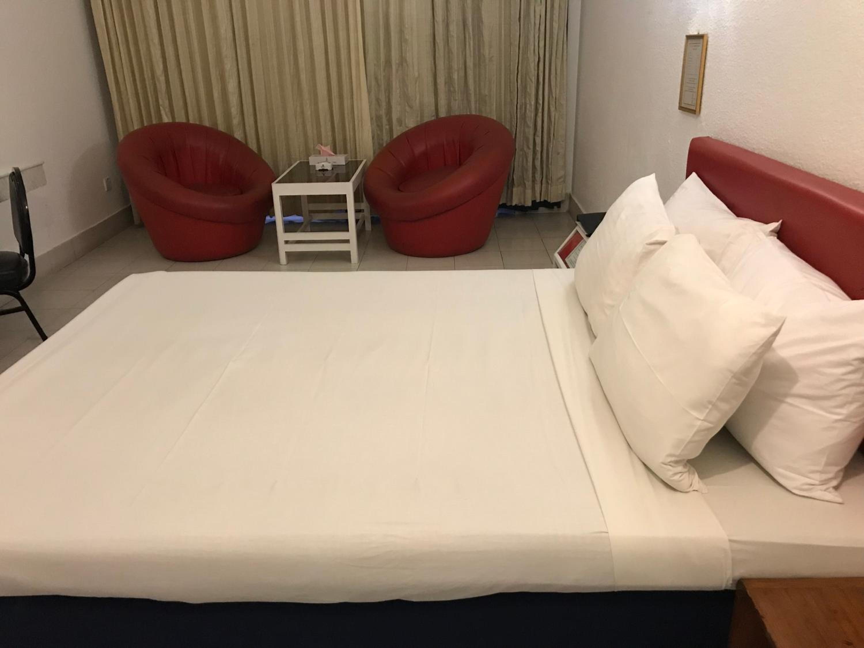 Double or Twin Room with Bathroom photo 1