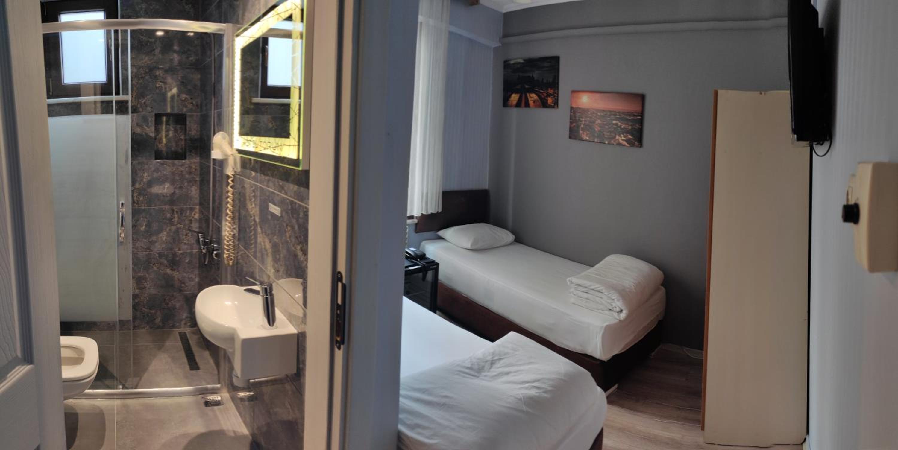 Standard Twin Room photo 1