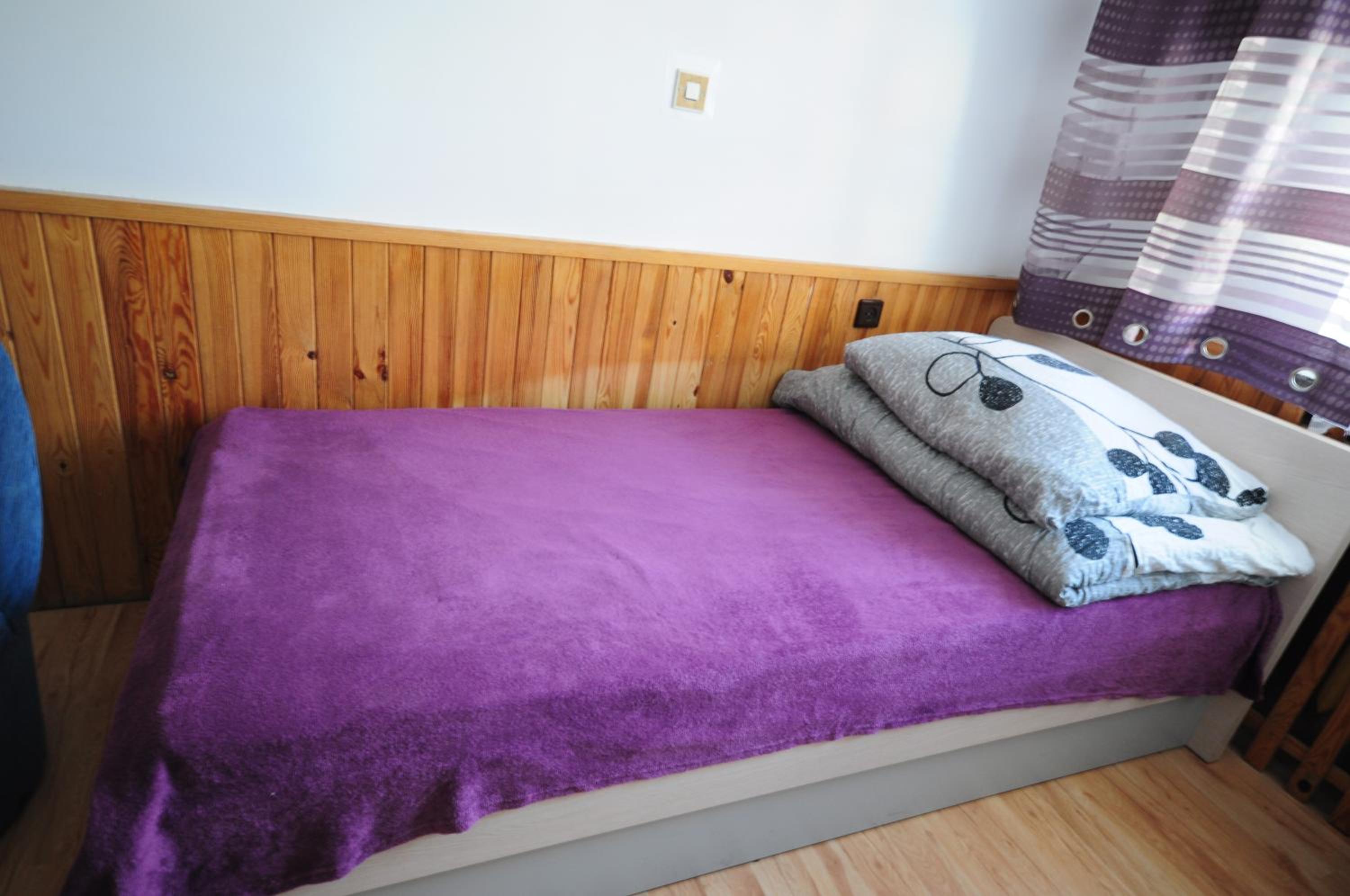 Double or Twin Room with Washbasin - Photo 2