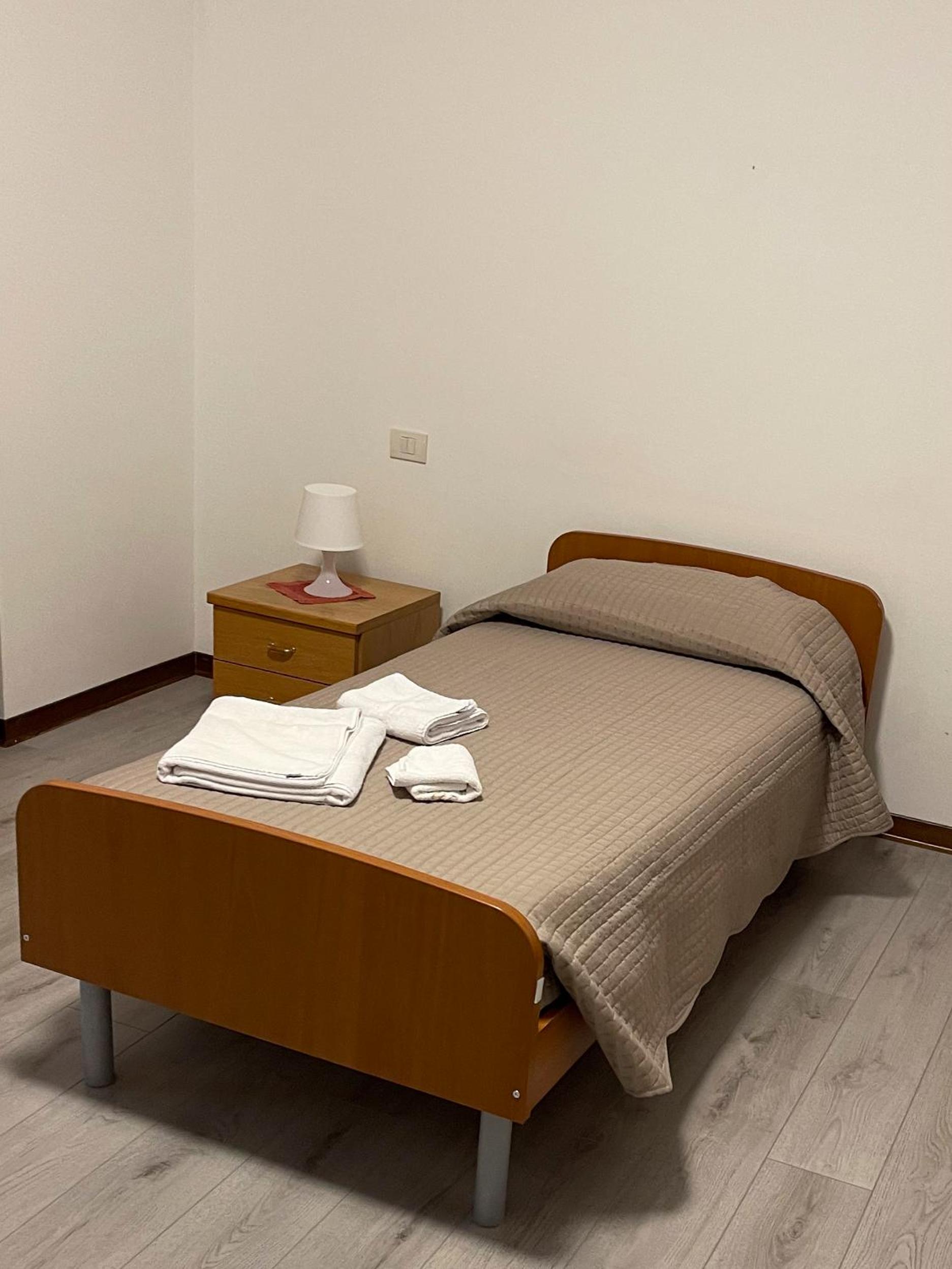 Single Room With Private Bathroom