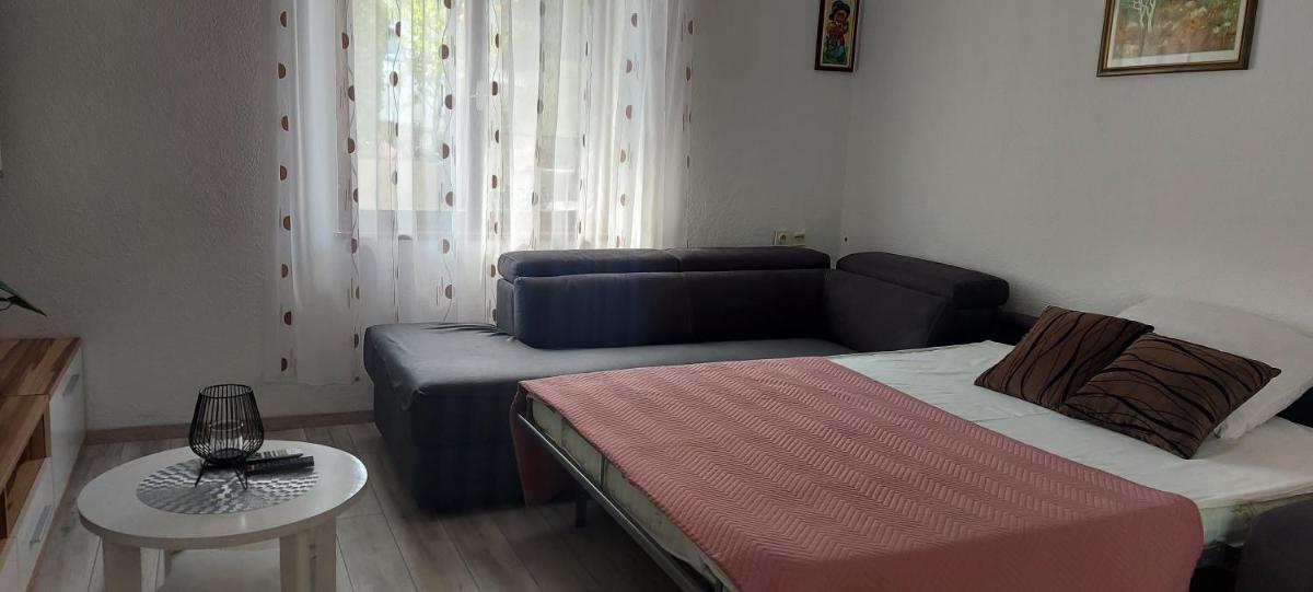 Two-Bedroom Apartment - Photo 7