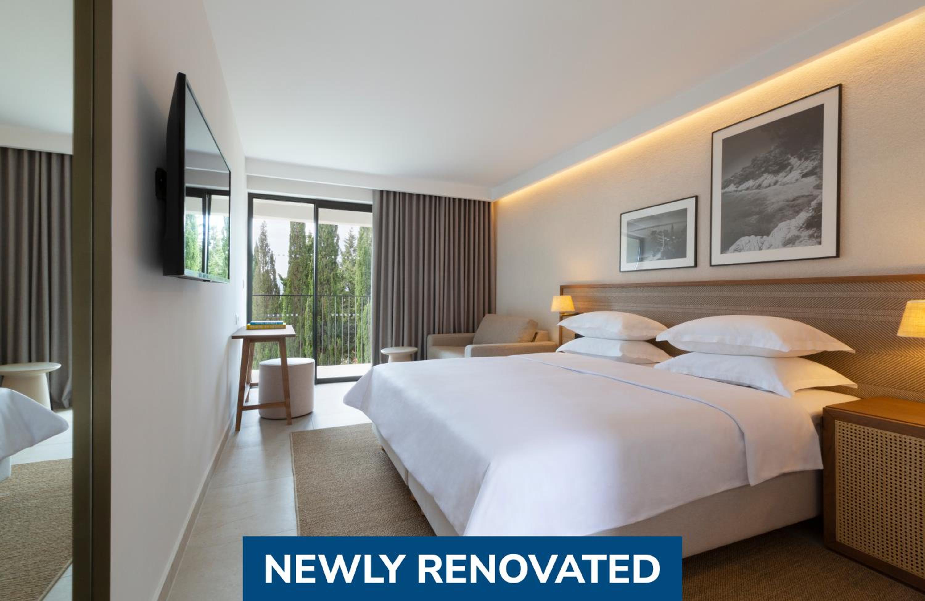 Superior Double Room Sea Side - Annex Building photo 2