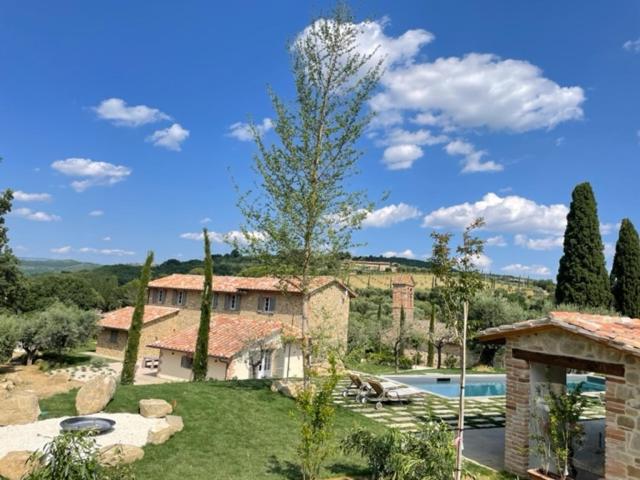 Villa photo 2