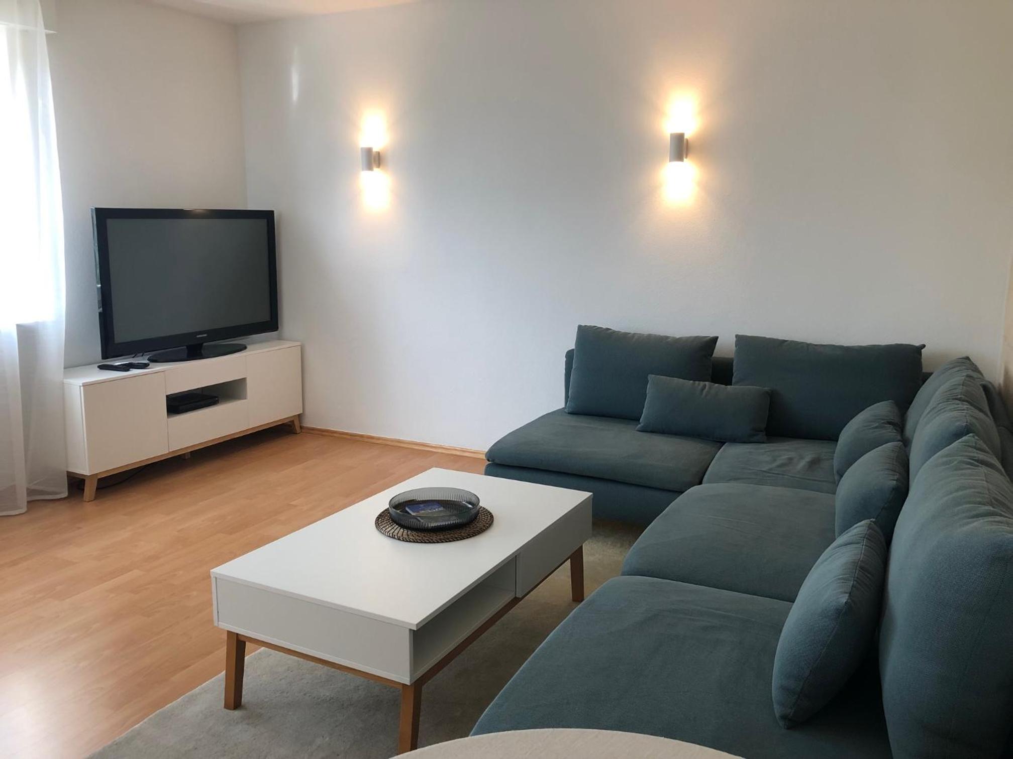 One-Bedroom Apartment photo 1