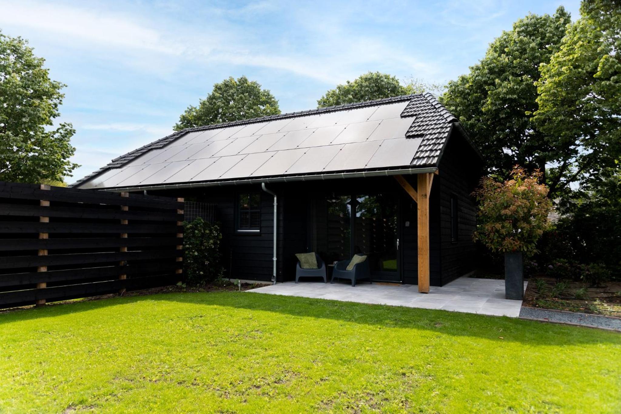 One-Bedroom House - Photo 8